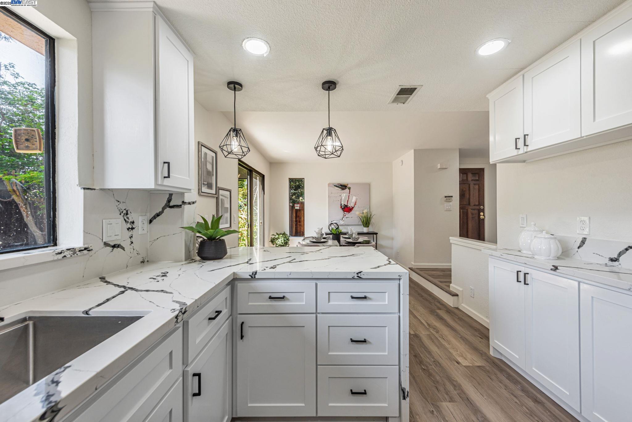 Detail Gallery Image 21 of 57 For 3810 Burton Cmn, Fremont,  CA 94536 - 3 Beds | 2/1 Baths