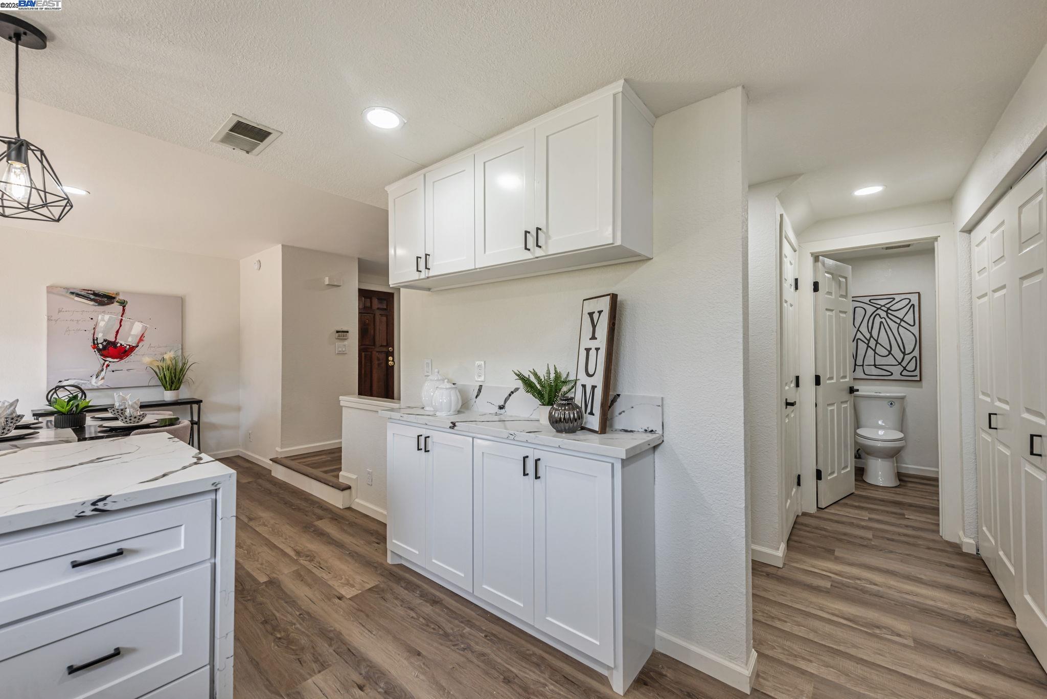 Detail Gallery Image 22 of 57 For 3810 Burton Cmn, Fremont,  CA 94536 - 3 Beds | 2/1 Baths