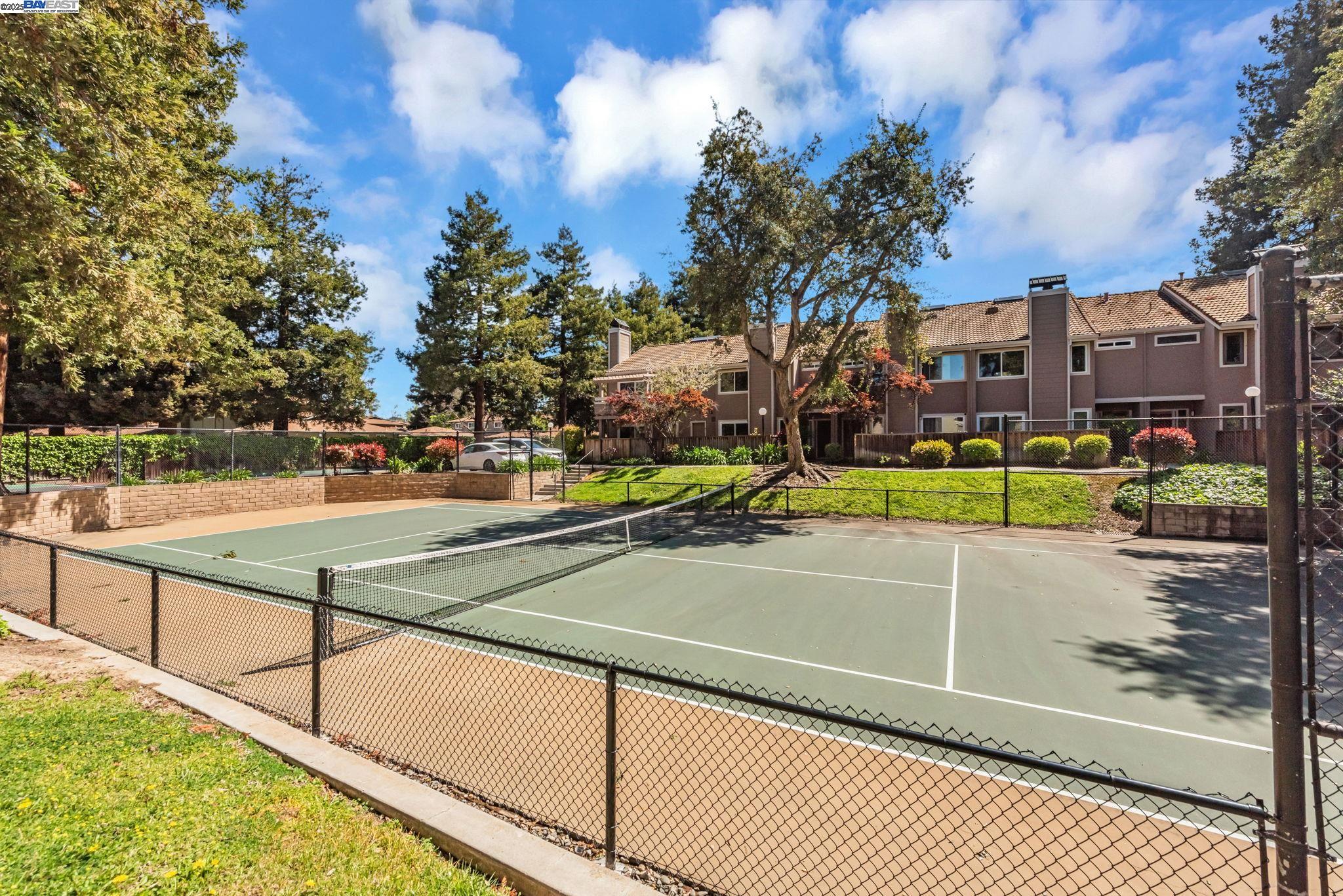 Detail Gallery Image 53 of 57 For 3810 Burton Cmn, Fremont,  CA 94536 - 3 Beds | 2/1 Baths