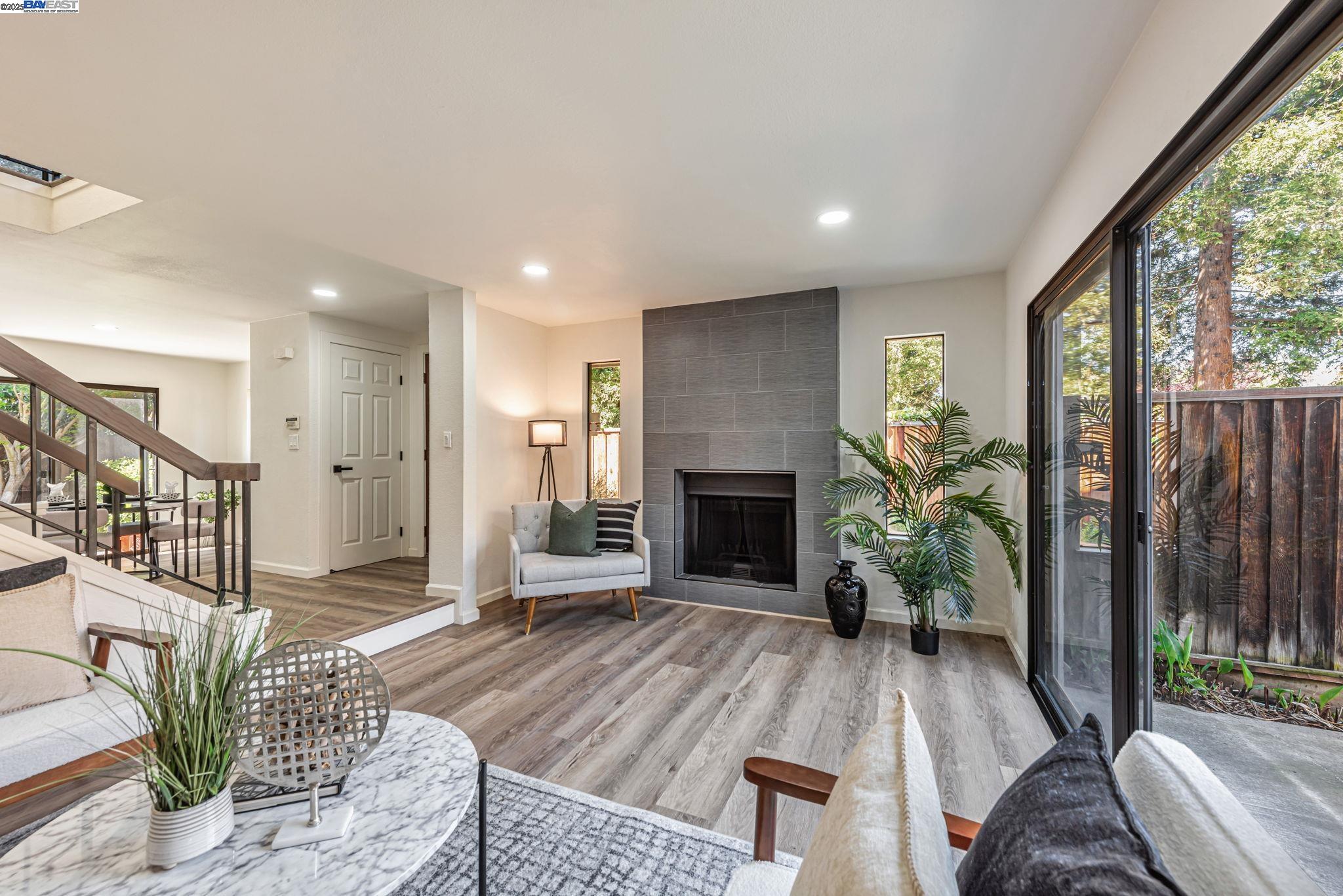 Detail Gallery Image 9 of 57 For 3810 Burton Cmn, Fremont,  CA 94536 - 3 Beds | 2/1 Baths