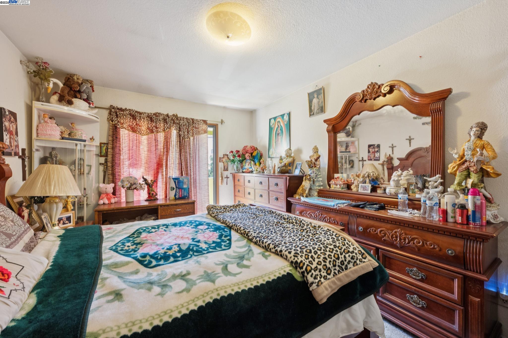 Detail Gallery Image 27 of 47 For 1018 Gilman Ave, San Francisco,  CA 94124 - 4 Beds | 3 Baths