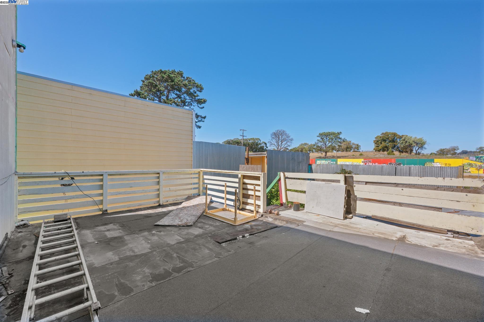 Detail Gallery Image 41 of 47 For 1018 Gilman Ave, San Francisco,  CA 94124 - 4 Beds | 3 Baths