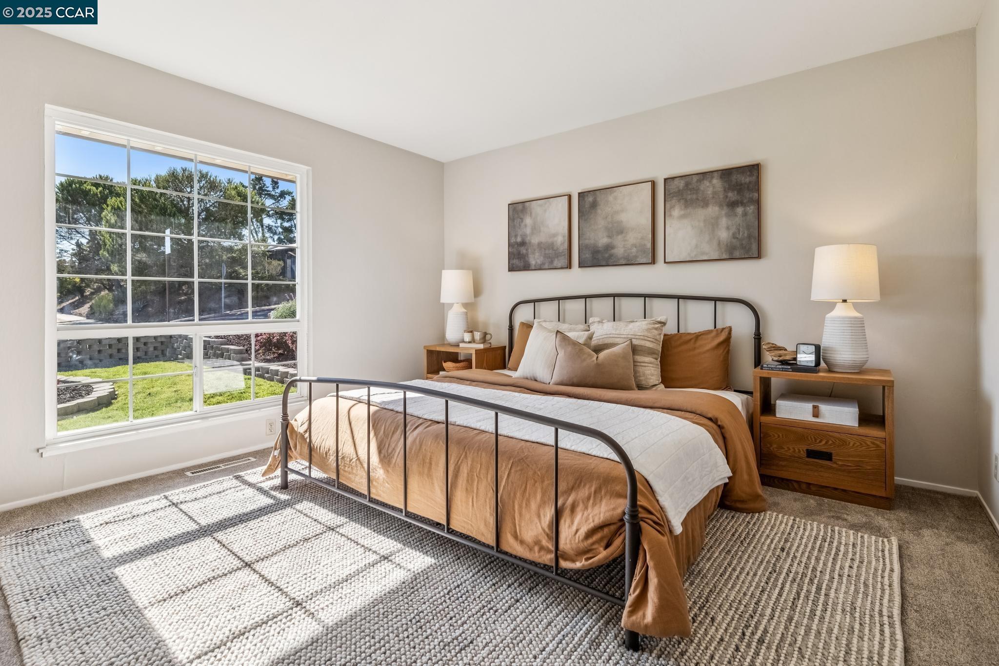 Detail Gallery Image 24 of 56 For 8090 Hansom Dr, Oakland,  CA 94605 - 4 Beds | 2/1 Baths