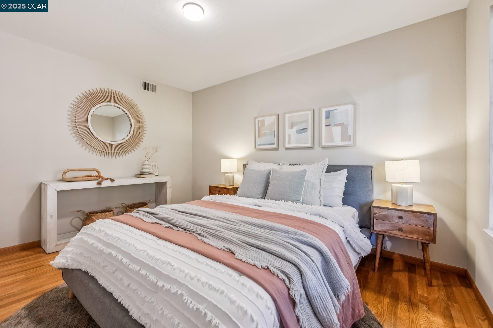Detail Gallery Image 43 of 56 For 8090 Hansom Dr, Oakland,  CA 94605 - 4 Beds | 2/1 Baths
