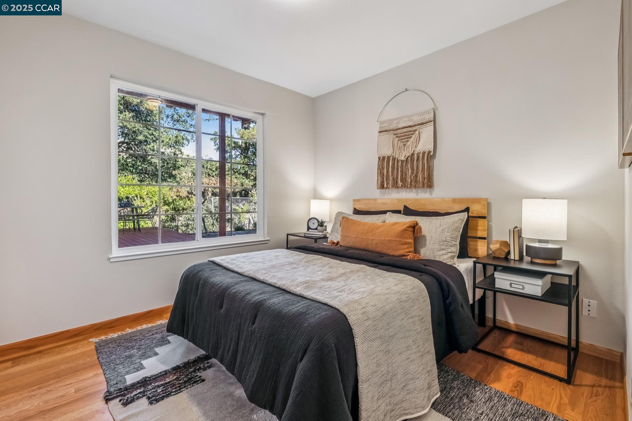 Detail Gallery Image 44 of 56 For 8090 Hansom Dr, Oakland,  CA 94605 - 4 Beds | 2/1 Baths