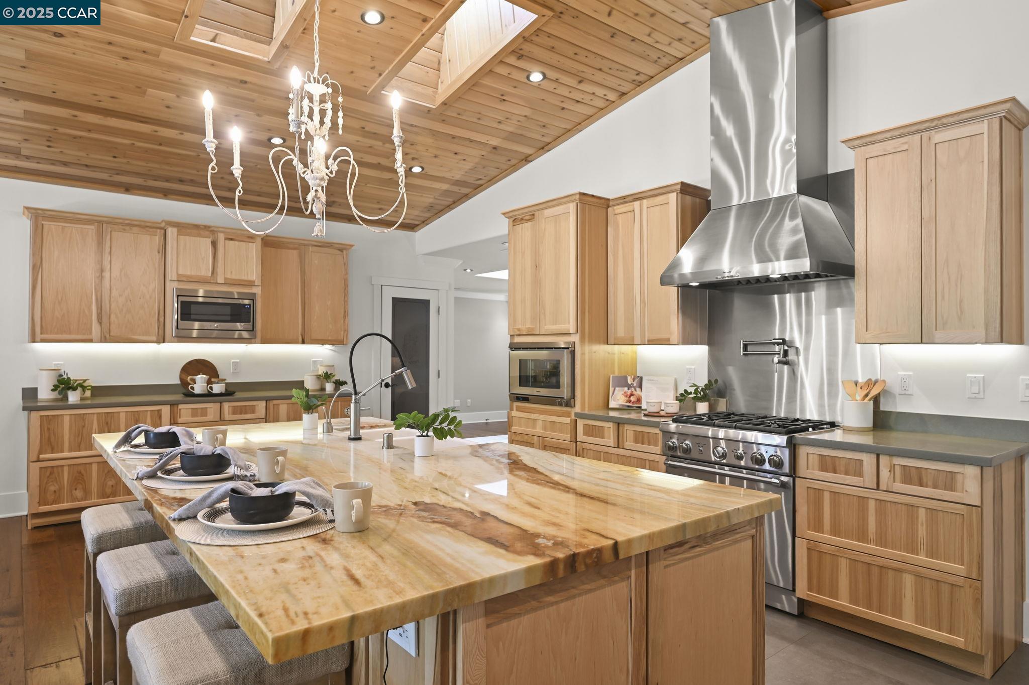 Detail Gallery Image 9 of 60 For 1772 Ruth Dr, Pleasant Hill,  CA 94523 - 4 Beds | 2 Baths