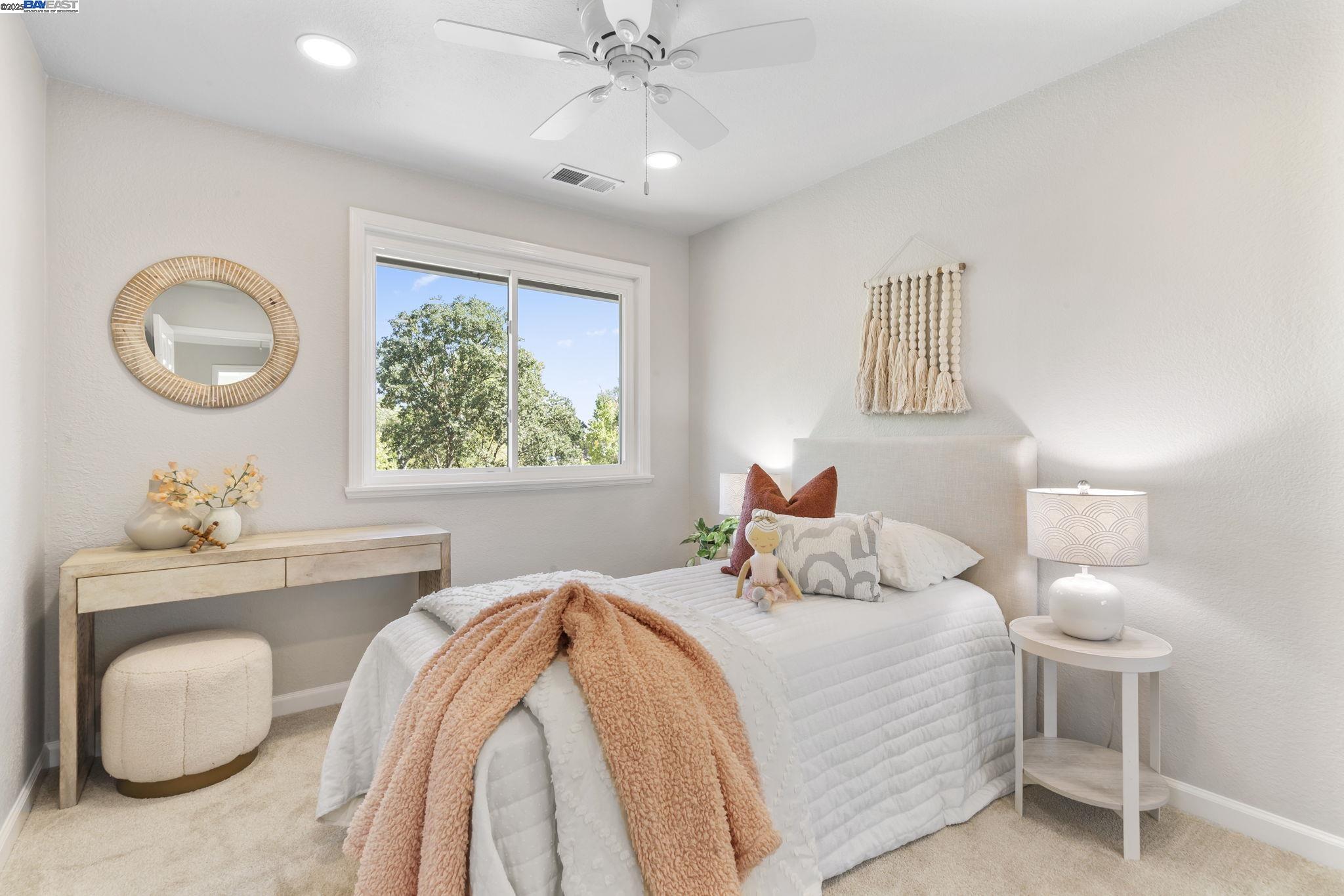 Detail Gallery Image 27 of 48 For 215 Mavis Dr, Pleasanton,  CA 94566 - 3 Beds | 2/1 Baths