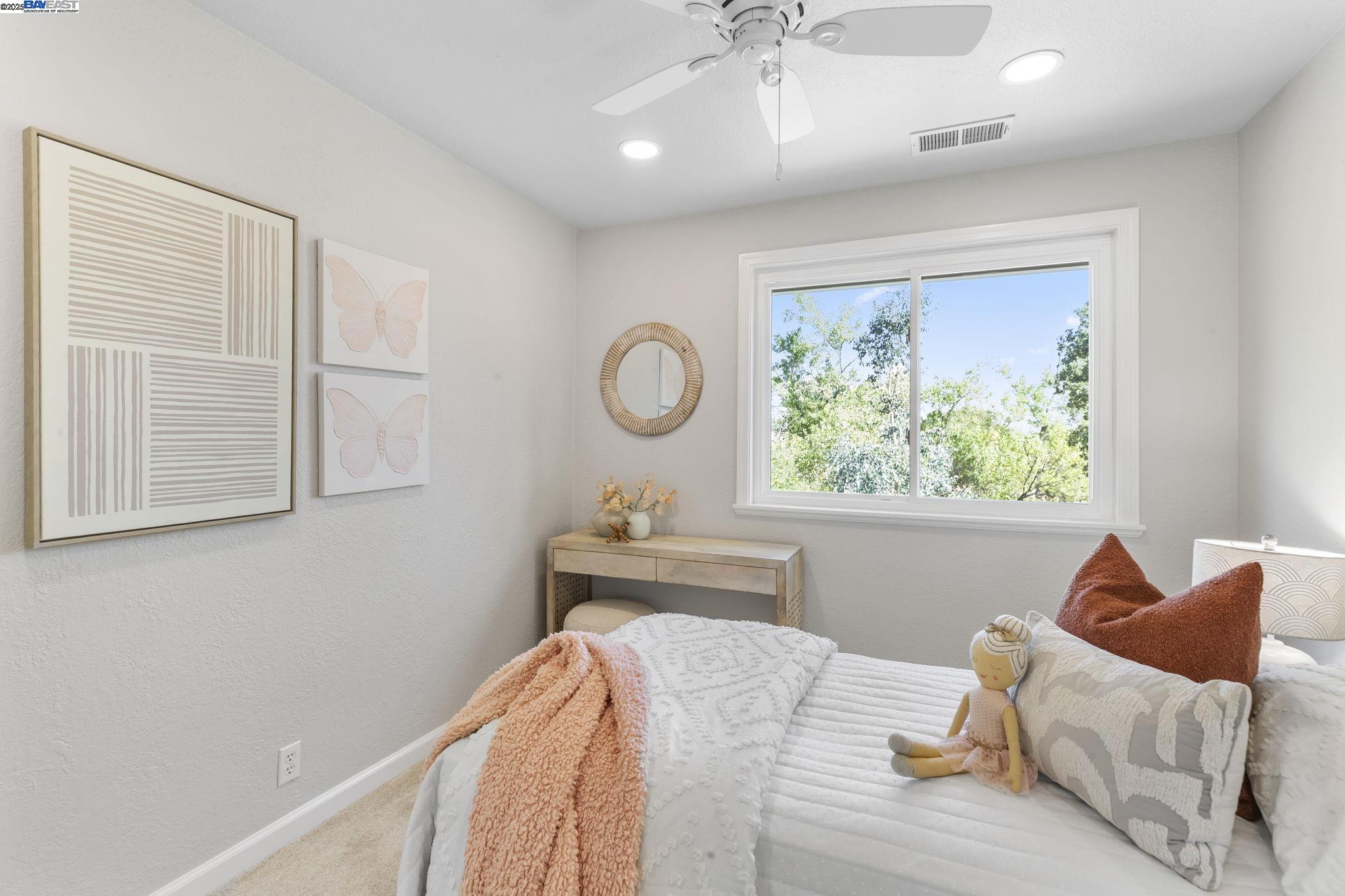 Detail Gallery Image 29 of 48 For 215 Mavis Dr, Pleasanton,  CA 94566 - 3 Beds | 2/1 Baths