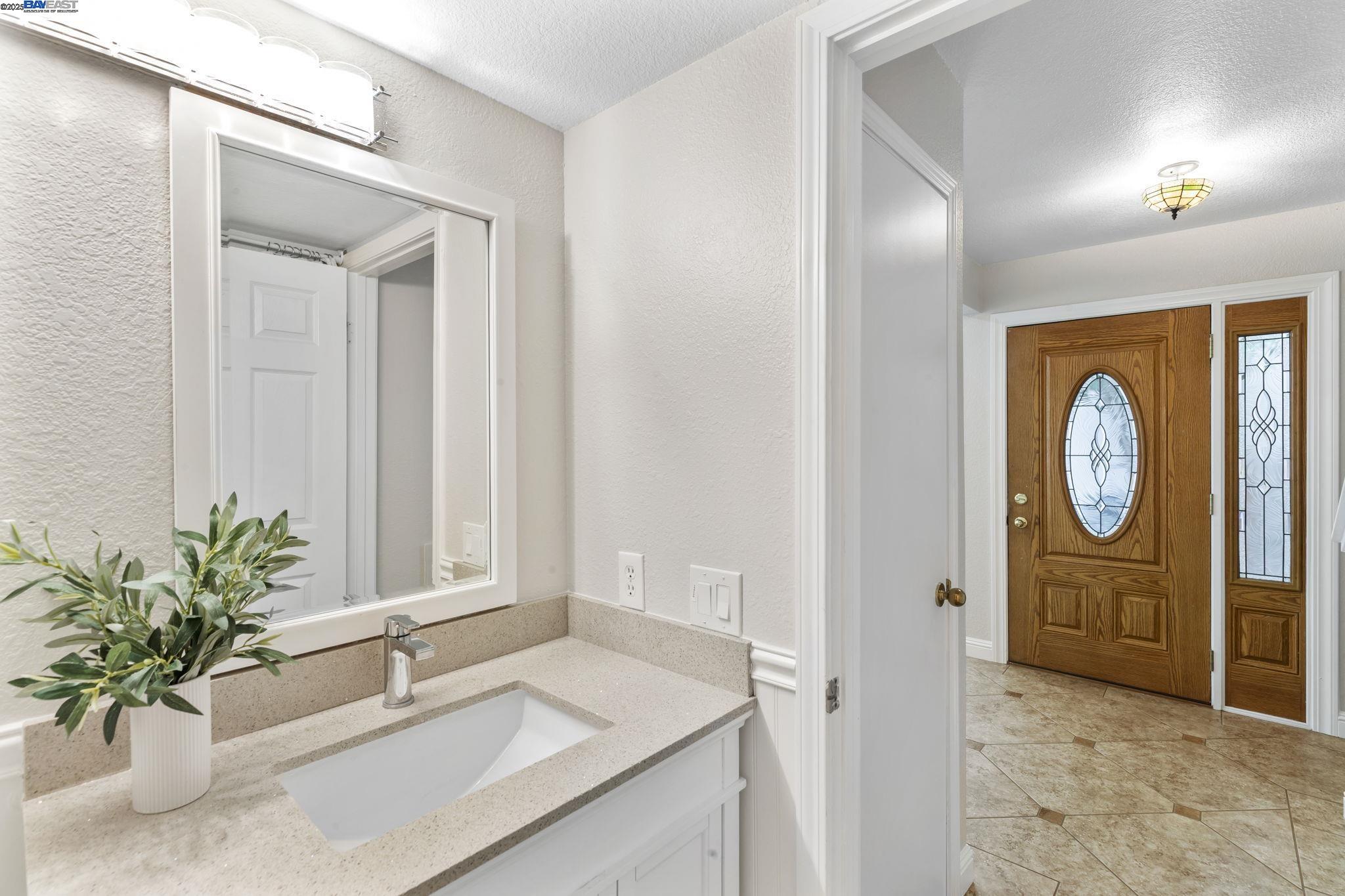 Detail Gallery Image 36 of 48 For 215 Mavis Dr, Pleasanton,  CA 94566 - 3 Beds | 2/1 Baths