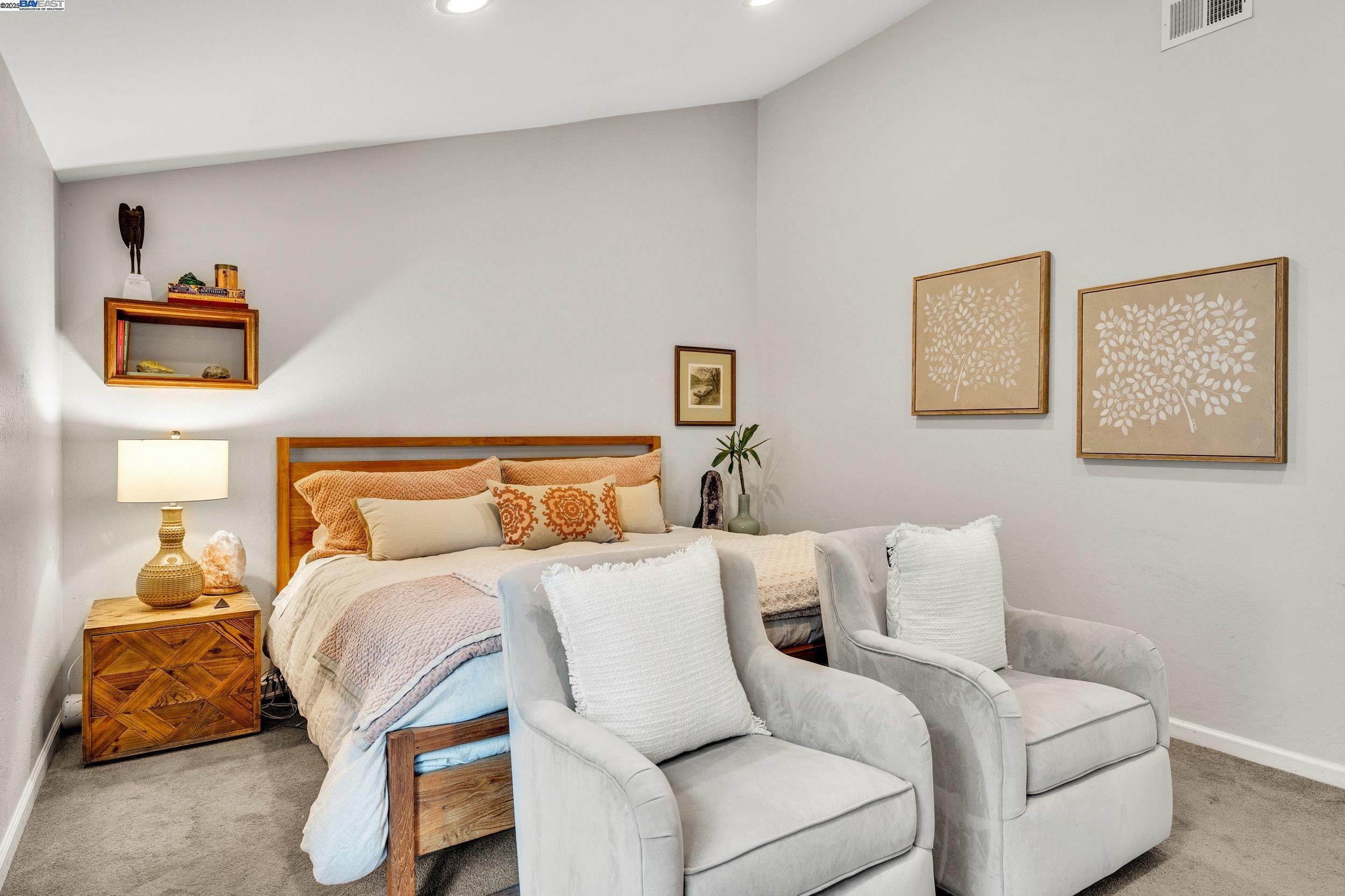 Detail Gallery Image 15 of 40 For 786 Bonita Ave, Pleasanton,  CA 94566 - 4 Beds | 2 Baths