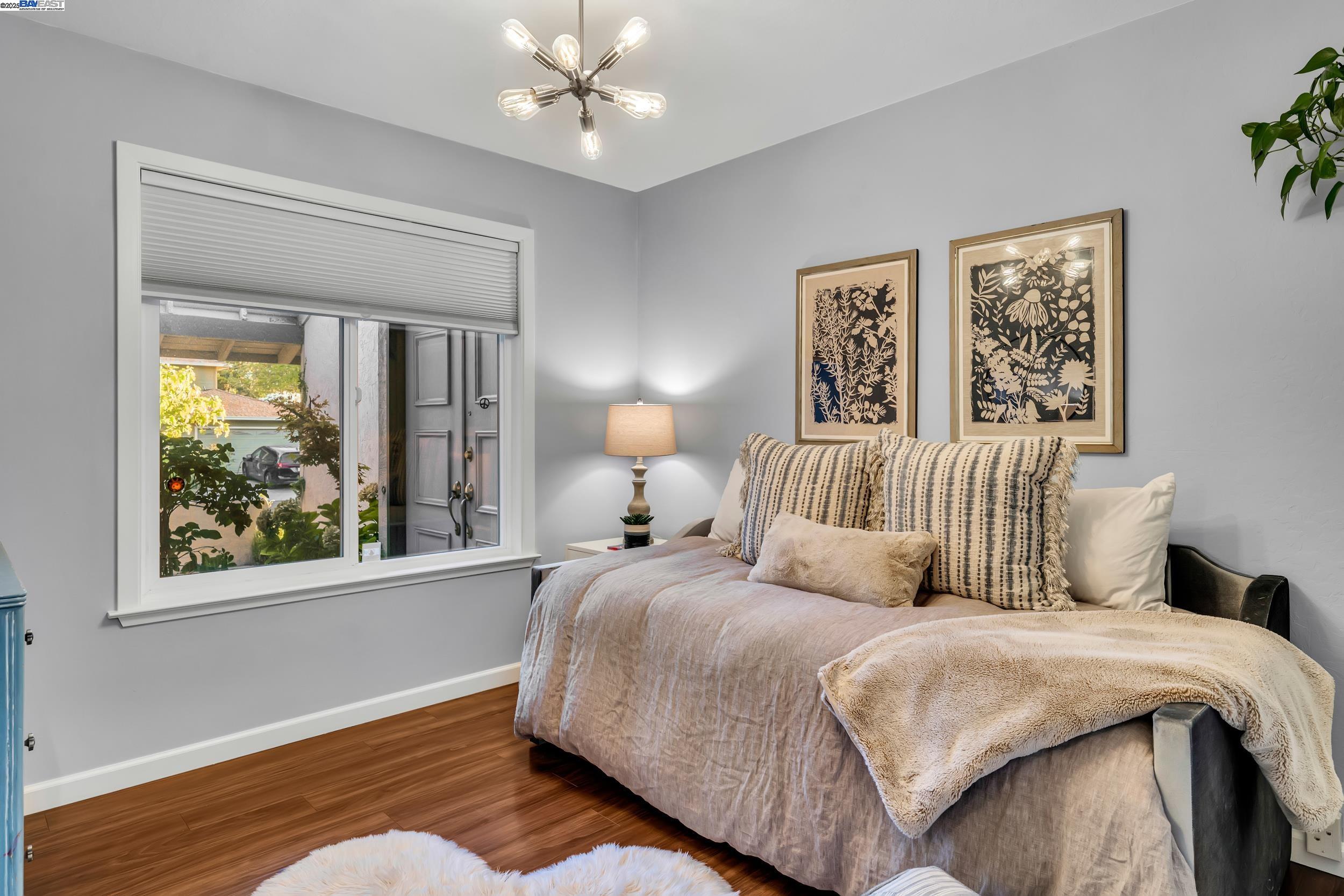 Detail Gallery Image 19 of 40 For 786 Bonita Ave, Pleasanton,  CA 94566 - 4 Beds | 2 Baths