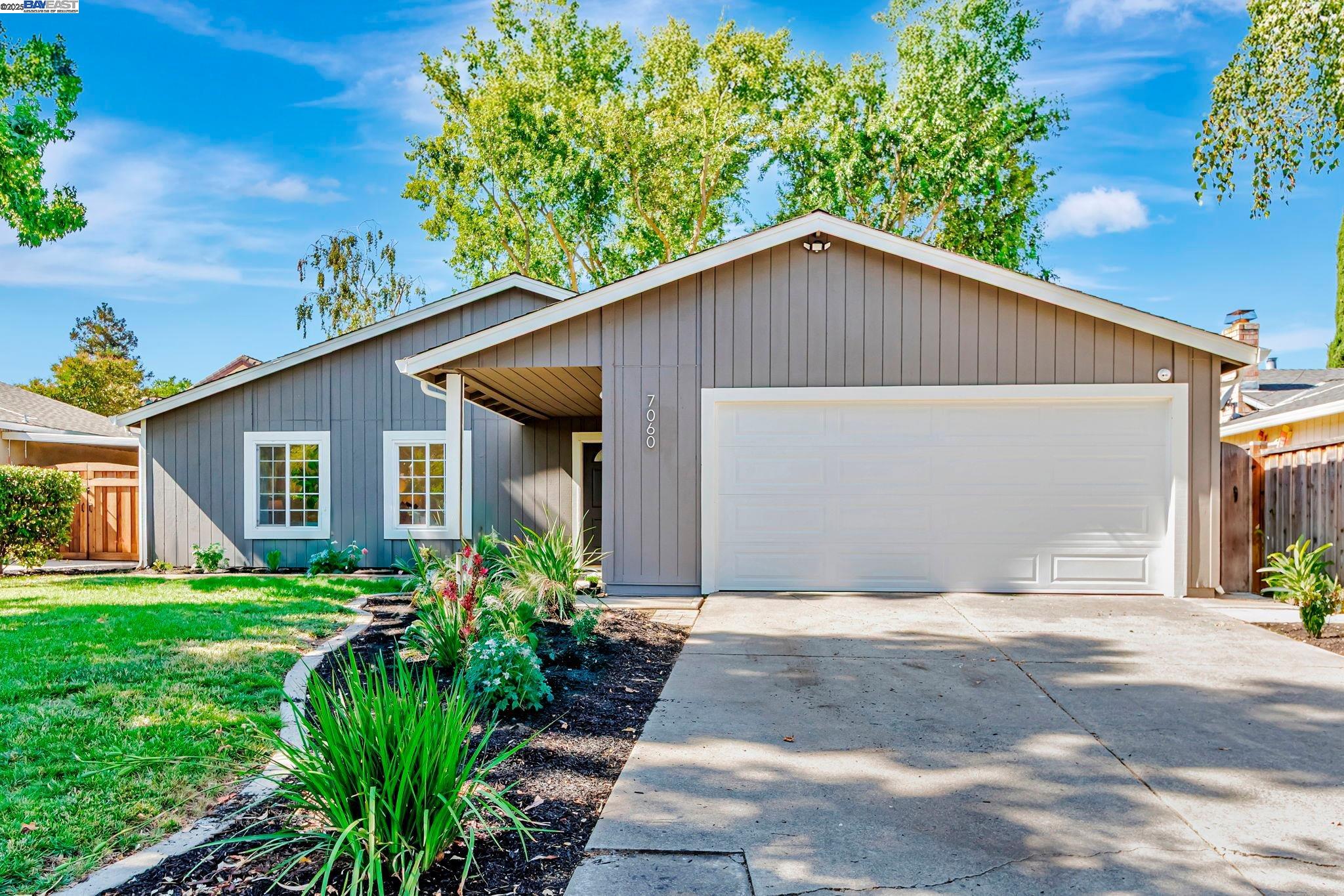 Detail Gallery Image 1 of 19 For 7060 via Anacapa, San Jose,  CA 95139 - 3 Beds | 2 Baths