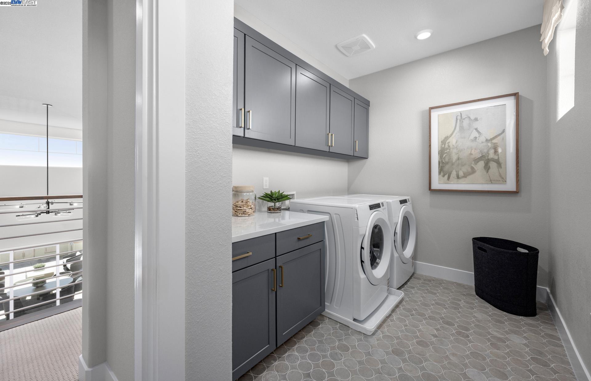 Detail Gallery Image 17 of 22 For 17196 Brightwood Avenue, Lathrop,  CA 95330 - 6 Beds | 4 Baths