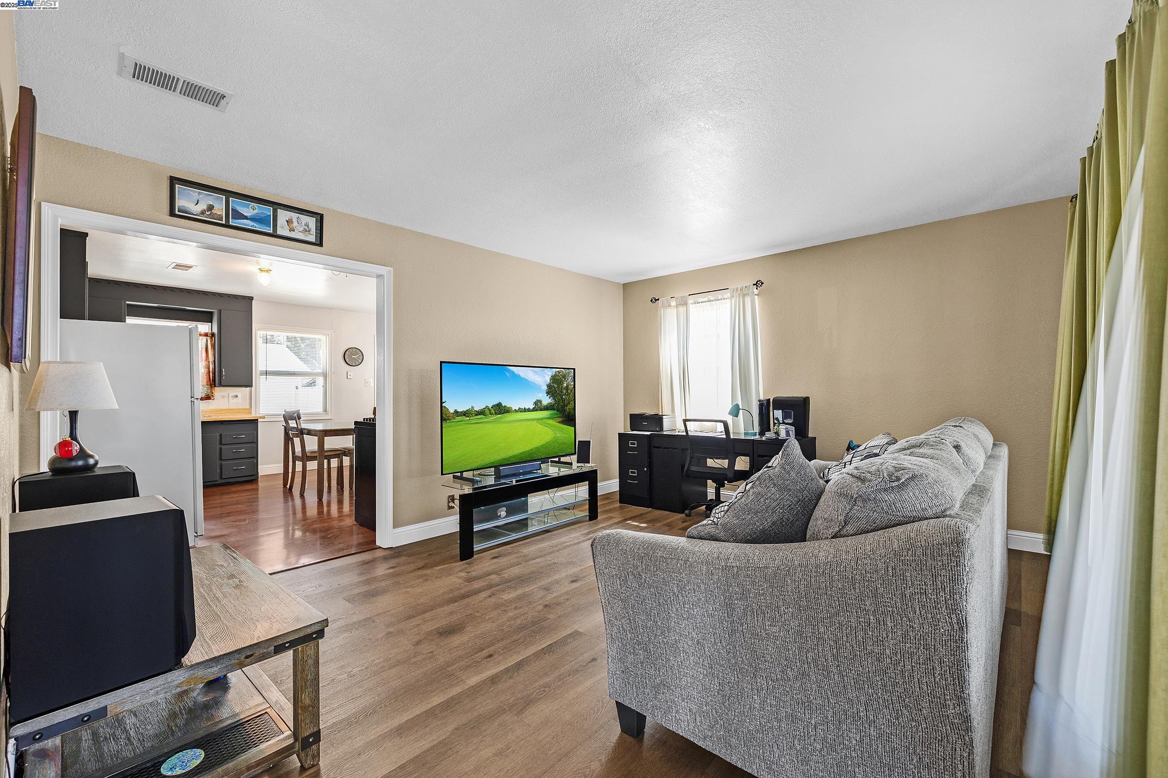 Detail Gallery Image 7 of 31 For 6278 Dairy Ave, Newark,  CA 94560 - 2 Beds | 1 Baths