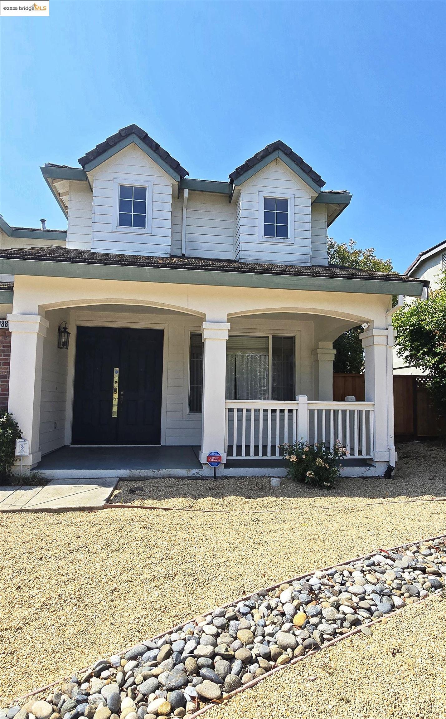 Detail Gallery Image 2 of 21 For 988 Chamomile Ln, Brentwood,  CA 94513 - 4 Beds | 3 Baths