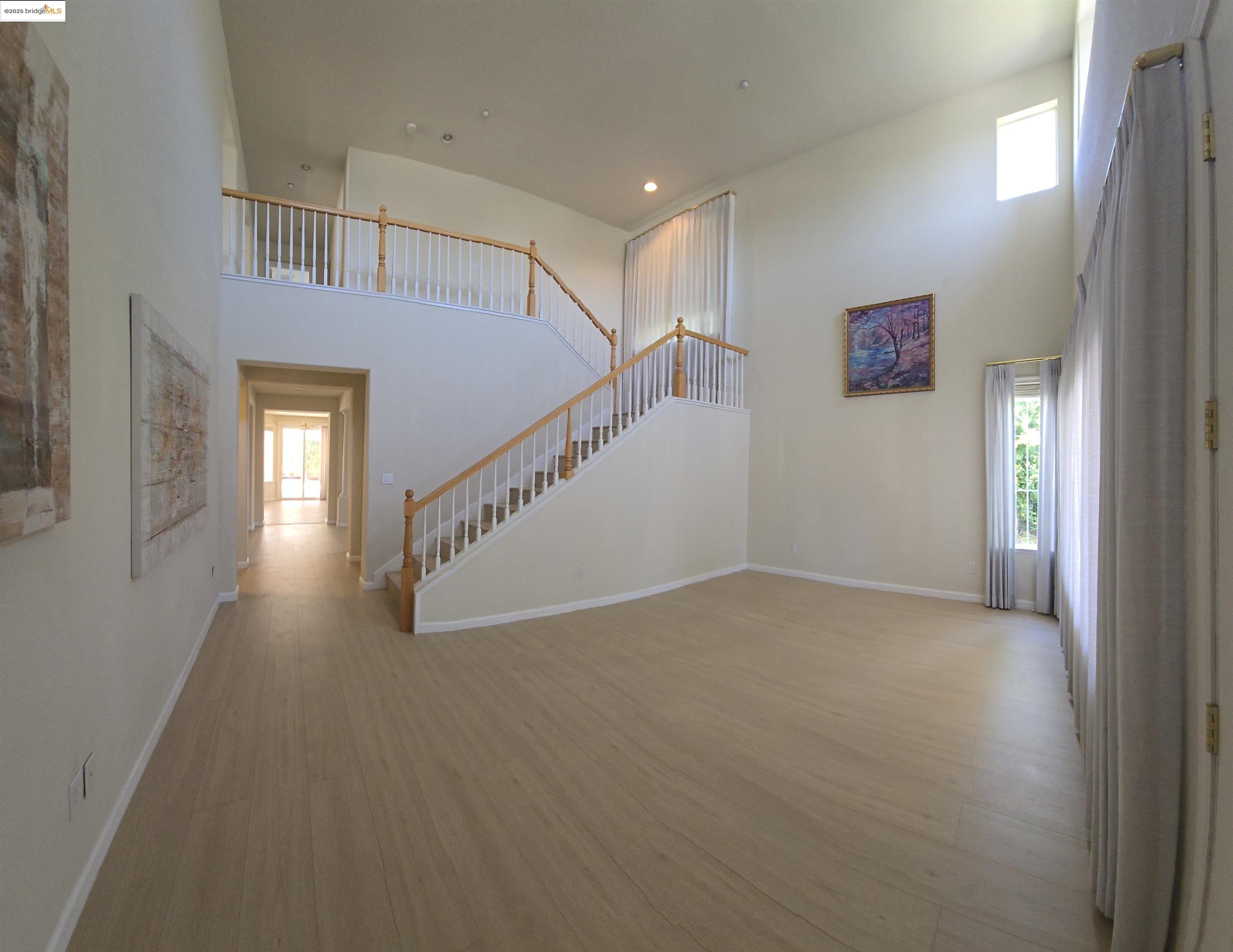 Detail Gallery Image 2 of 20 For 988 Chamomile Ln, Brentwood,  CA 94513 - 4 Beds | 3 Baths