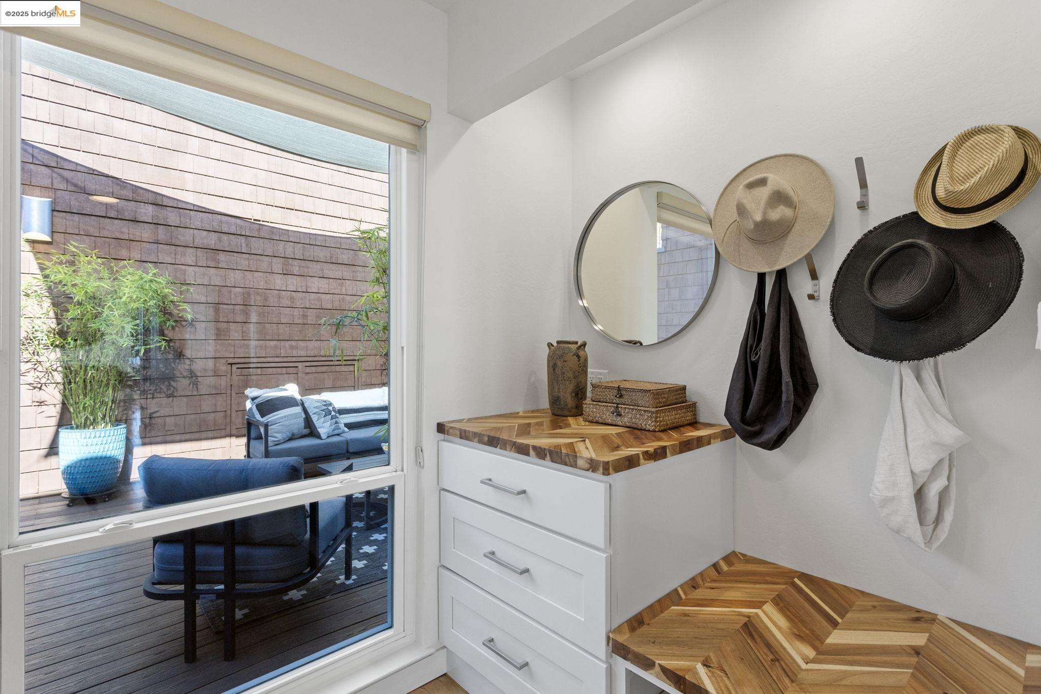 Photo #5: 41110401 Listing 