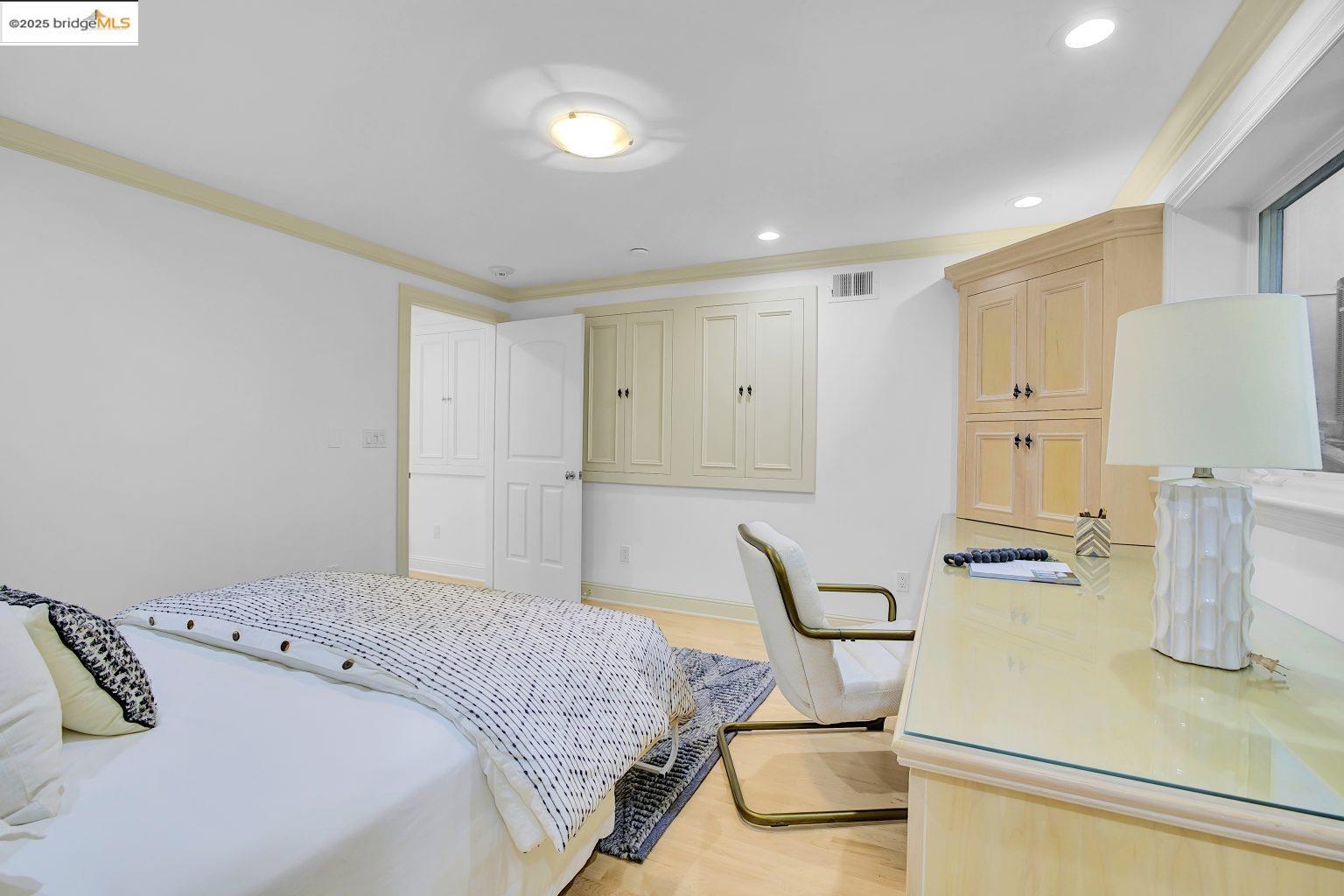 Detail Gallery Image 30 of 51 For 15 Los Dedos Road, Orinda,  CA 94563 - 4 Beds | 3/1 Baths