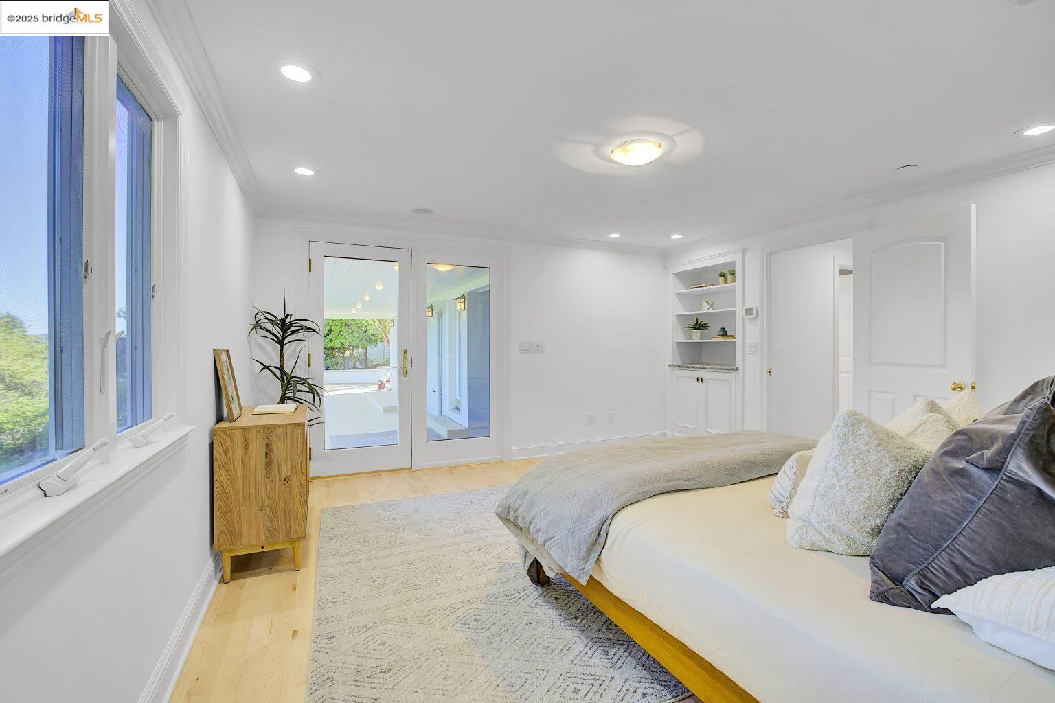 Detail Gallery Image 33 of 51 For 15 Los Dedos Road, Orinda,  CA 94563 - 4 Beds | 3/1 Baths