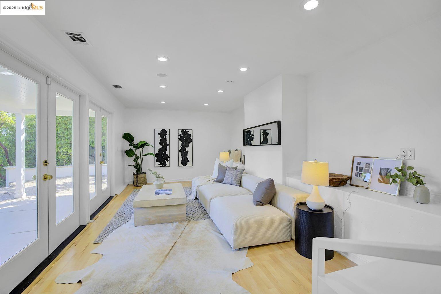 Detail Gallery Image 36 of 51 For 15 Los Dedos Road, Orinda,  CA 94563 - 4 Beds | 3/1 Baths