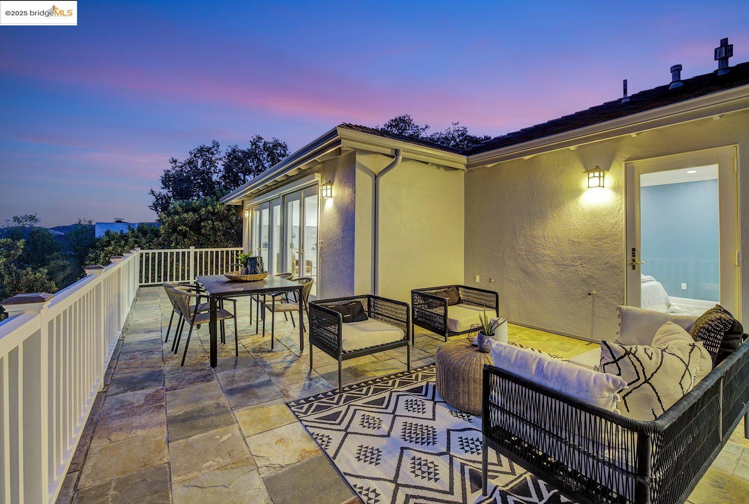 Detail Gallery Image 45 of 51 For 15 Los Dedos Road, Orinda,  CA 94563 - 4 Beds | 3/1 Baths