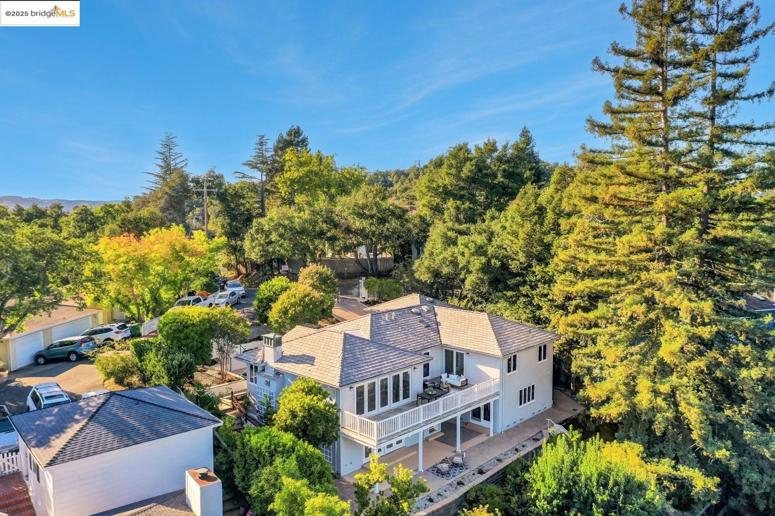 Detail Gallery Image 47 of 51 For 15 Los Dedos Road, Orinda,  CA 94563 - 4 Beds | 3/1 Baths