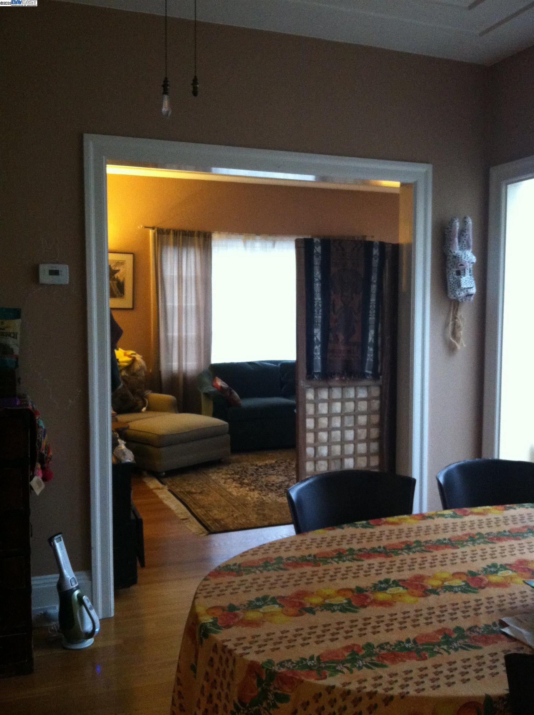 Detail Gallery Image 14 of 43 For 1621 E 38th St, Oakland,  CA 94602 - – Beds | – Baths