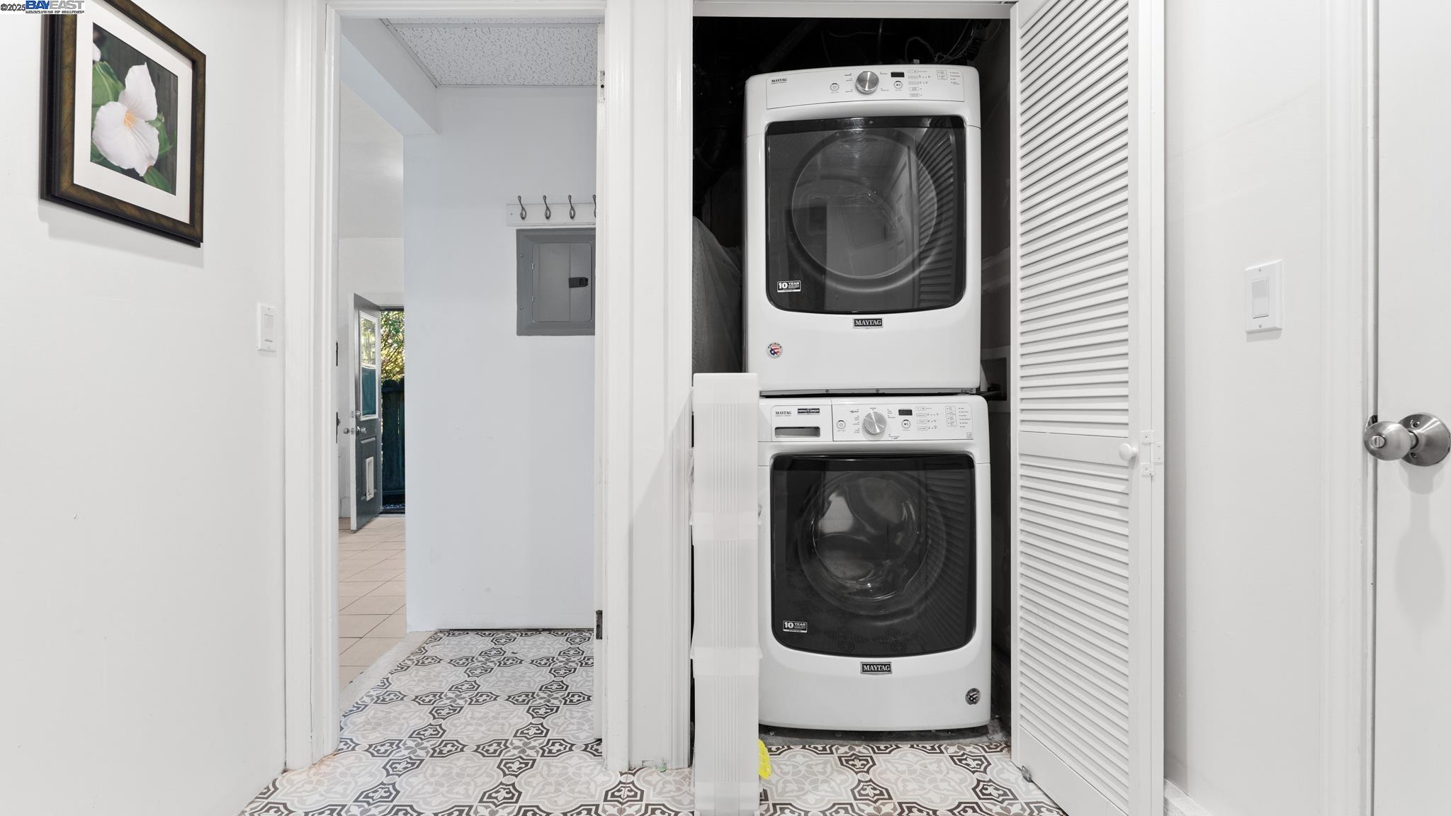 Detail Gallery Image 18 of 43 For 1621 E 38th St, Oakland,  CA 94602 - – Beds | – Baths