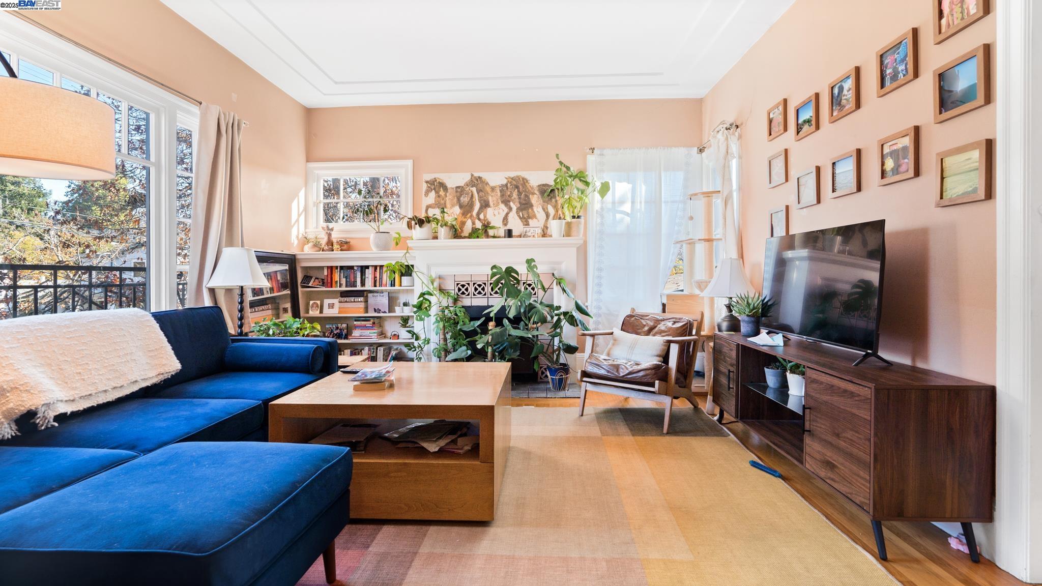 Detail Gallery Image 30 of 43 For 1621 E 38th St, Oakland,  CA 94602 - – Beds | – Baths