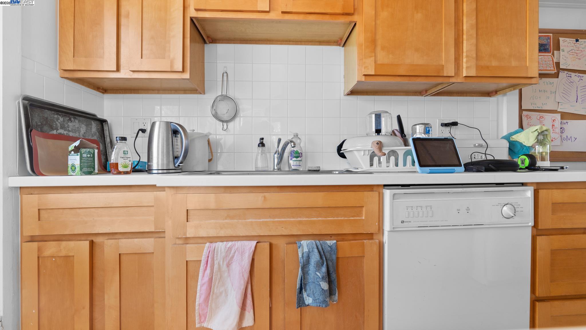 Detail Gallery Image 34 of 43 For 1621 E 38th St, Oakland,  CA 94602 - – Beds | – Baths