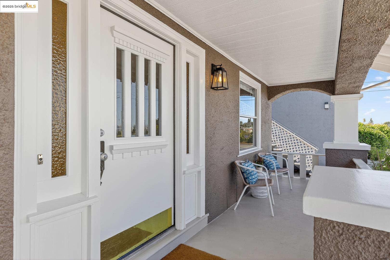 Detail Gallery Image 3 of 43 For 3622 Emerson St, Oakland,  CA 94610 - 5 Beds | 3 Baths