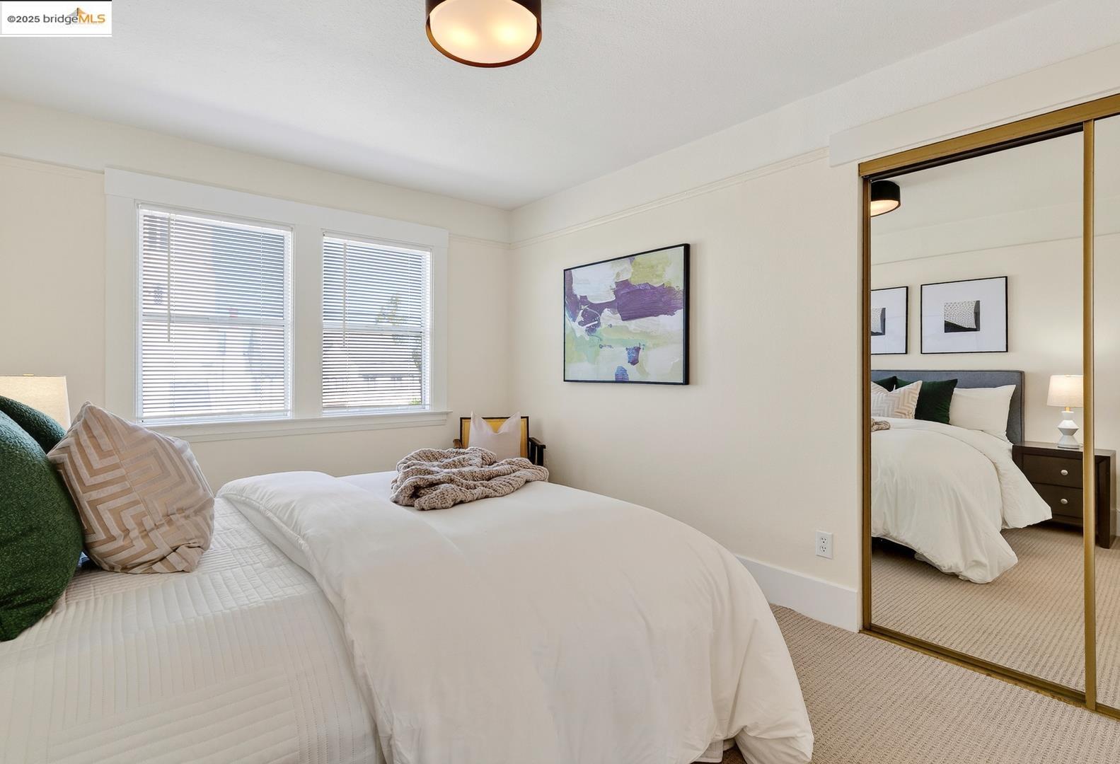 Detail Gallery Image 26 of 43 For 3622 Emerson St, Oakland,  CA 94610 - 5 Beds | 3 Baths