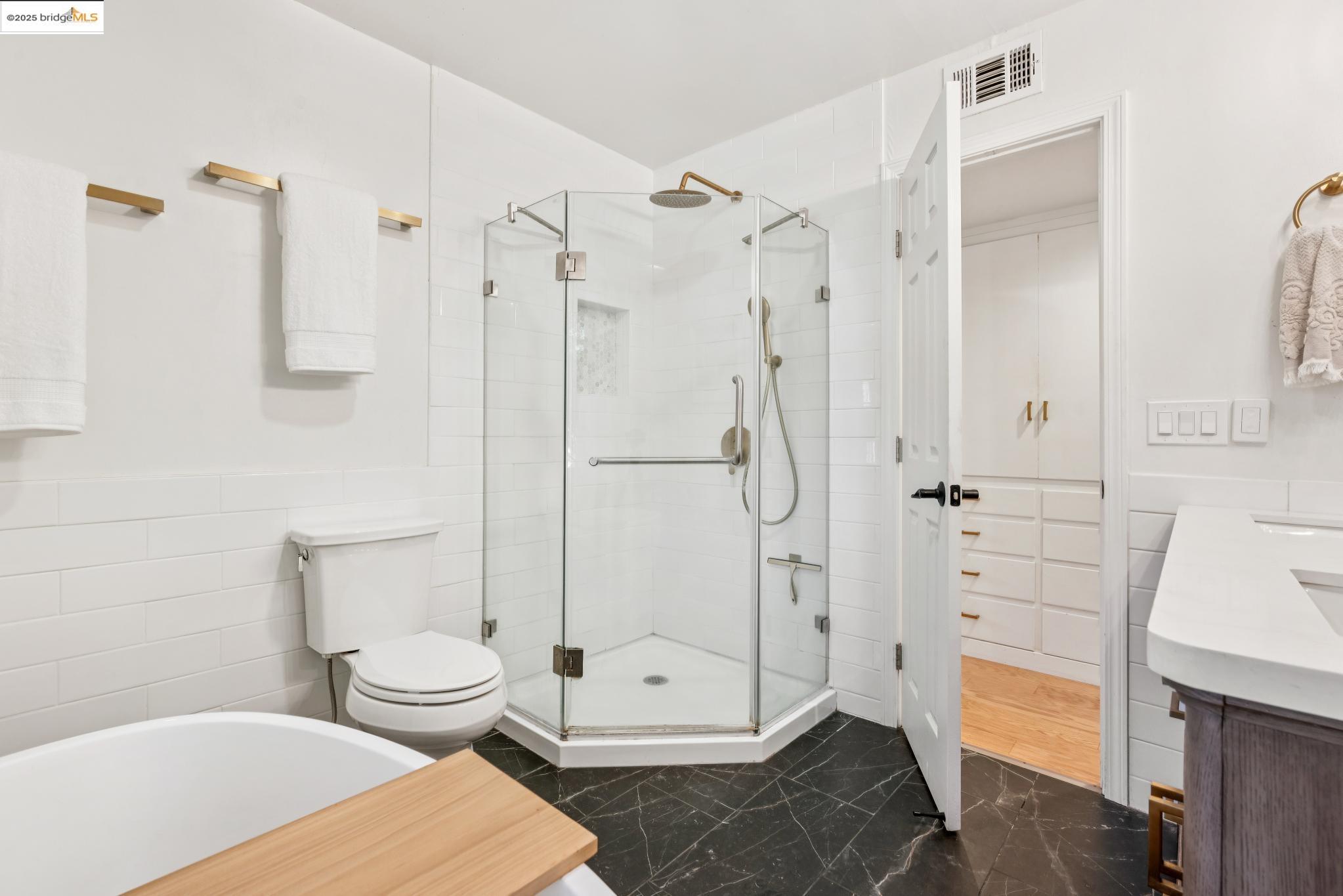 Detail Gallery Image 25 of 33 For 4055 Kimberly Pl, Concord,  CA 94521 - 3 Beds | 1/1 Baths