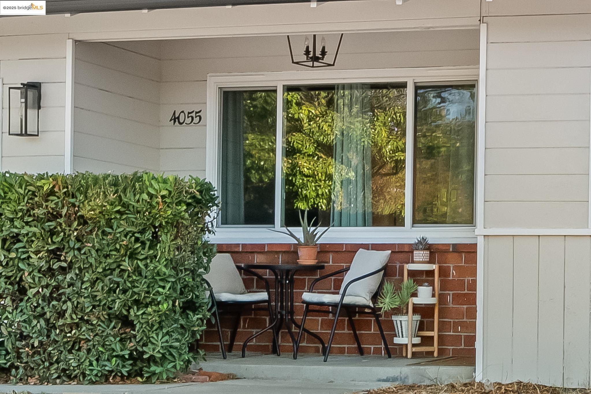 Detail Gallery Image 4 of 33 For 4055 Kimberly Pl, Concord,  CA 94521 - 3 Beds | 1/1 Baths