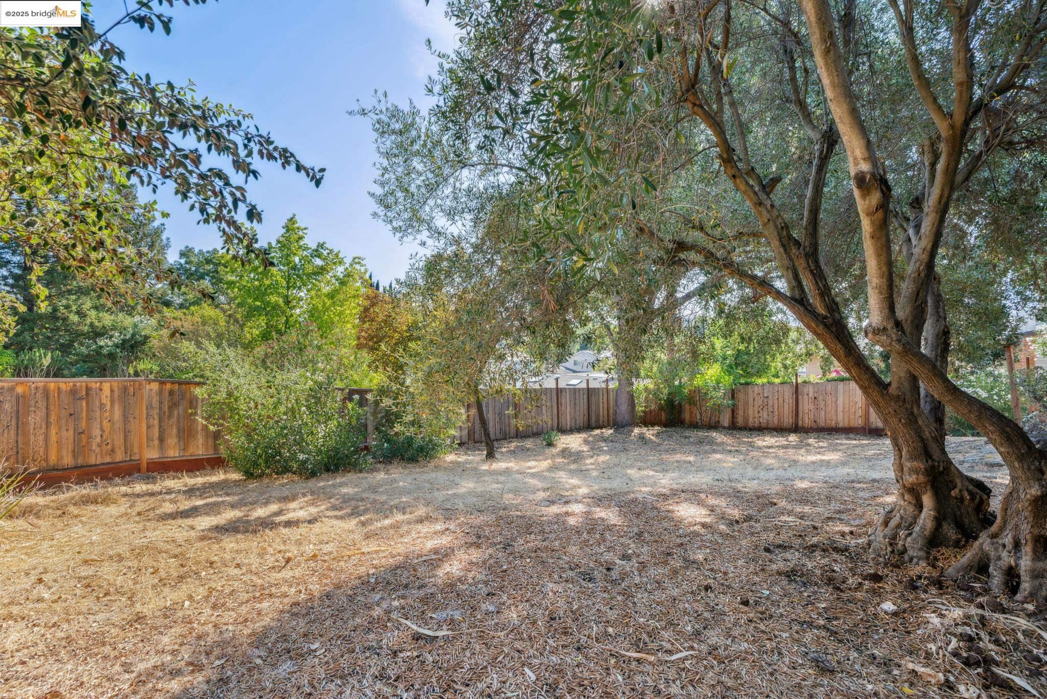 Detail Gallery Image 31 of 33 For 4055 Kimberly Pl, Concord,  CA 94521 - 3 Beds | 1/1 Baths