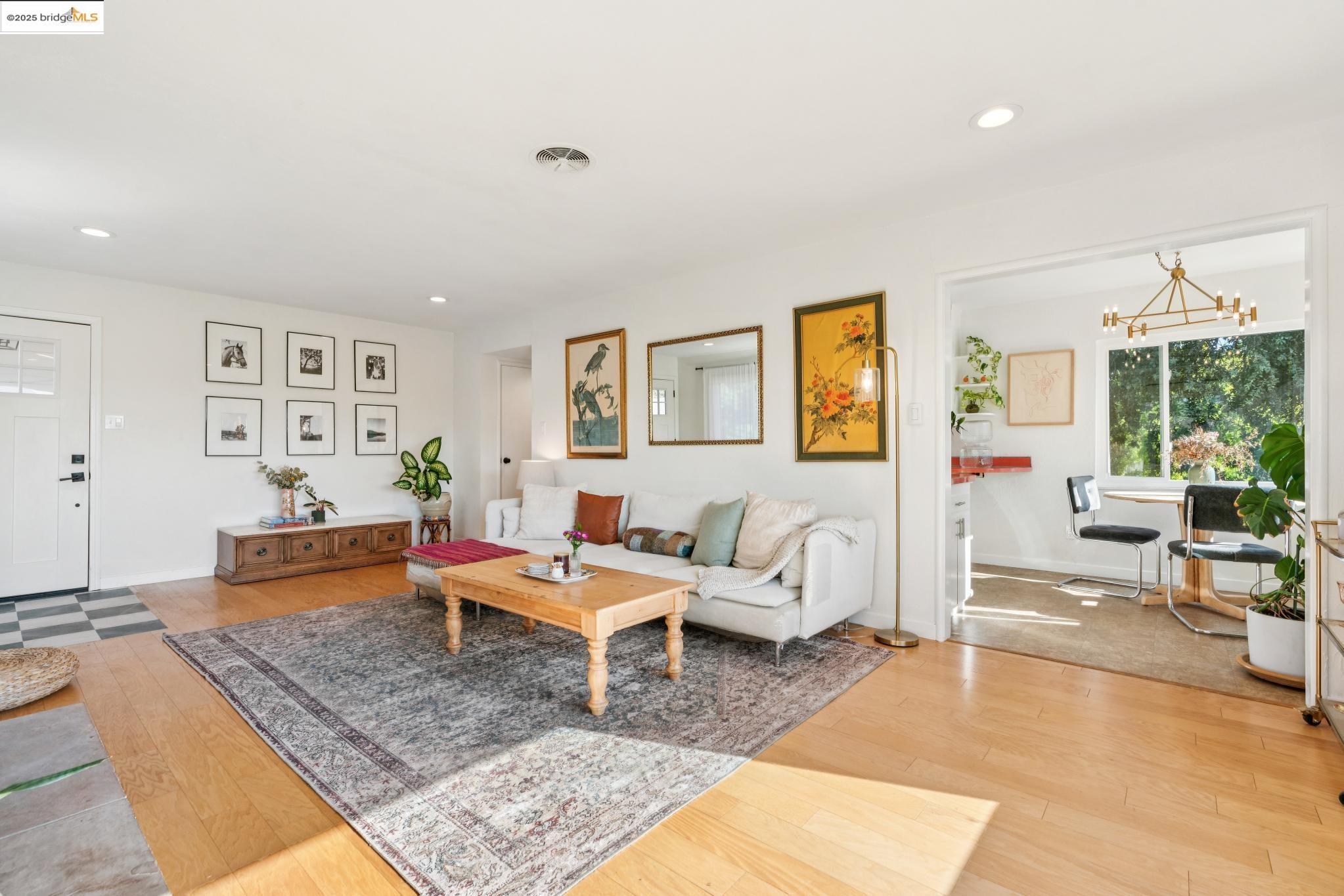 Detail Gallery Image 10 of 33 For 4055 Kimberly Pl, Concord,  CA 94521 - 3 Beds | 1/1 Baths