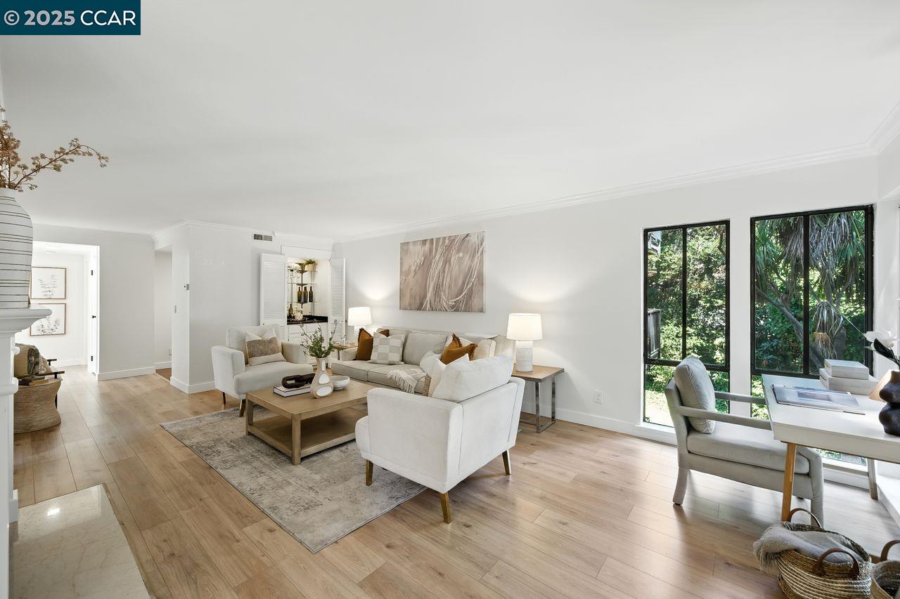 Photo #5: 41110412 Listing 