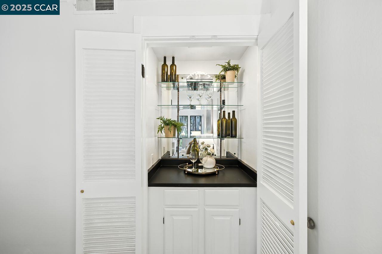 Photo #6: 41110412 Listing 