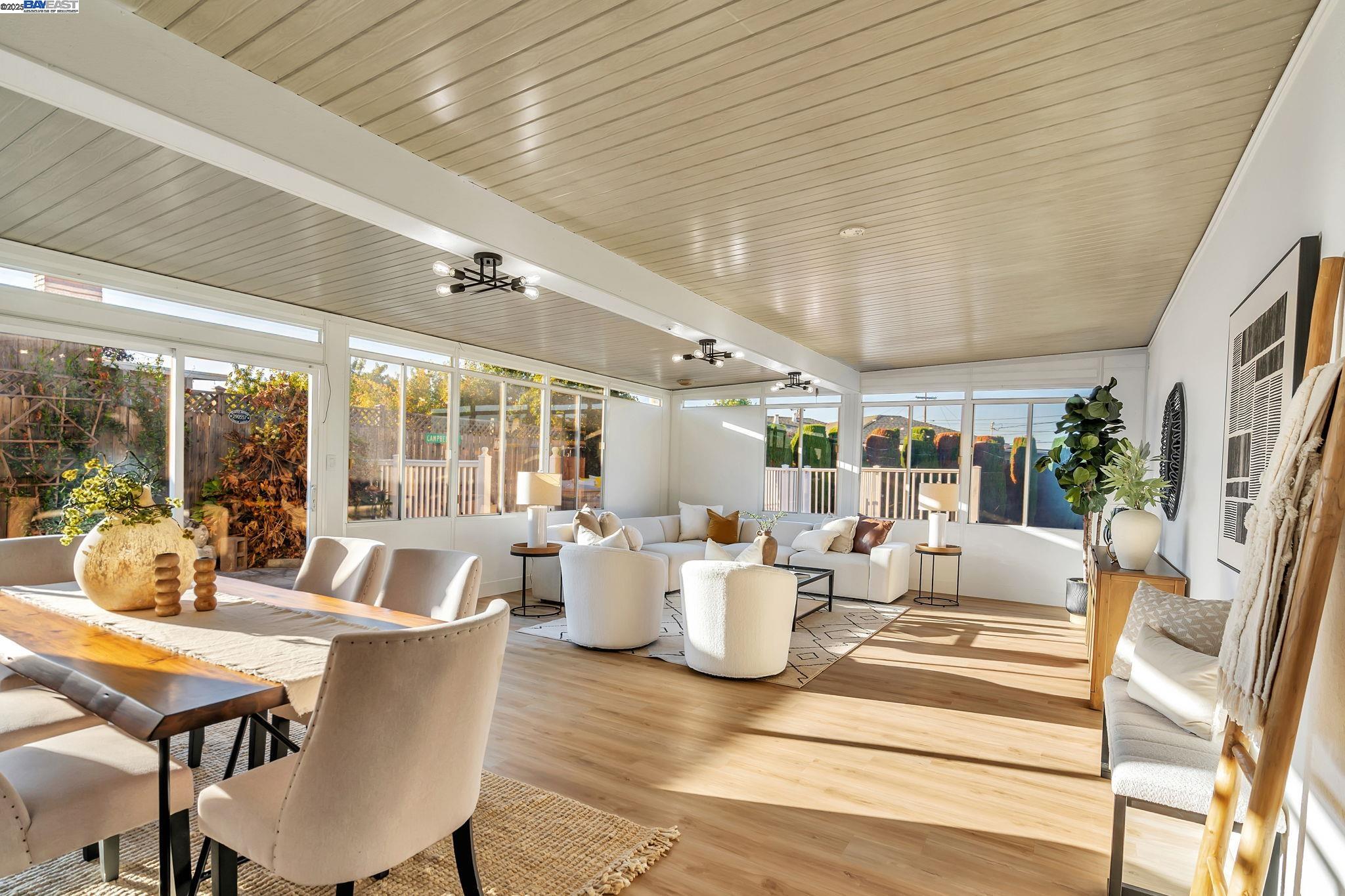 Detail Gallery Image 13 of 34 For 1575 via Lucas, San Lorenzo,  CA 94580 - 4 Beds | 3 Baths