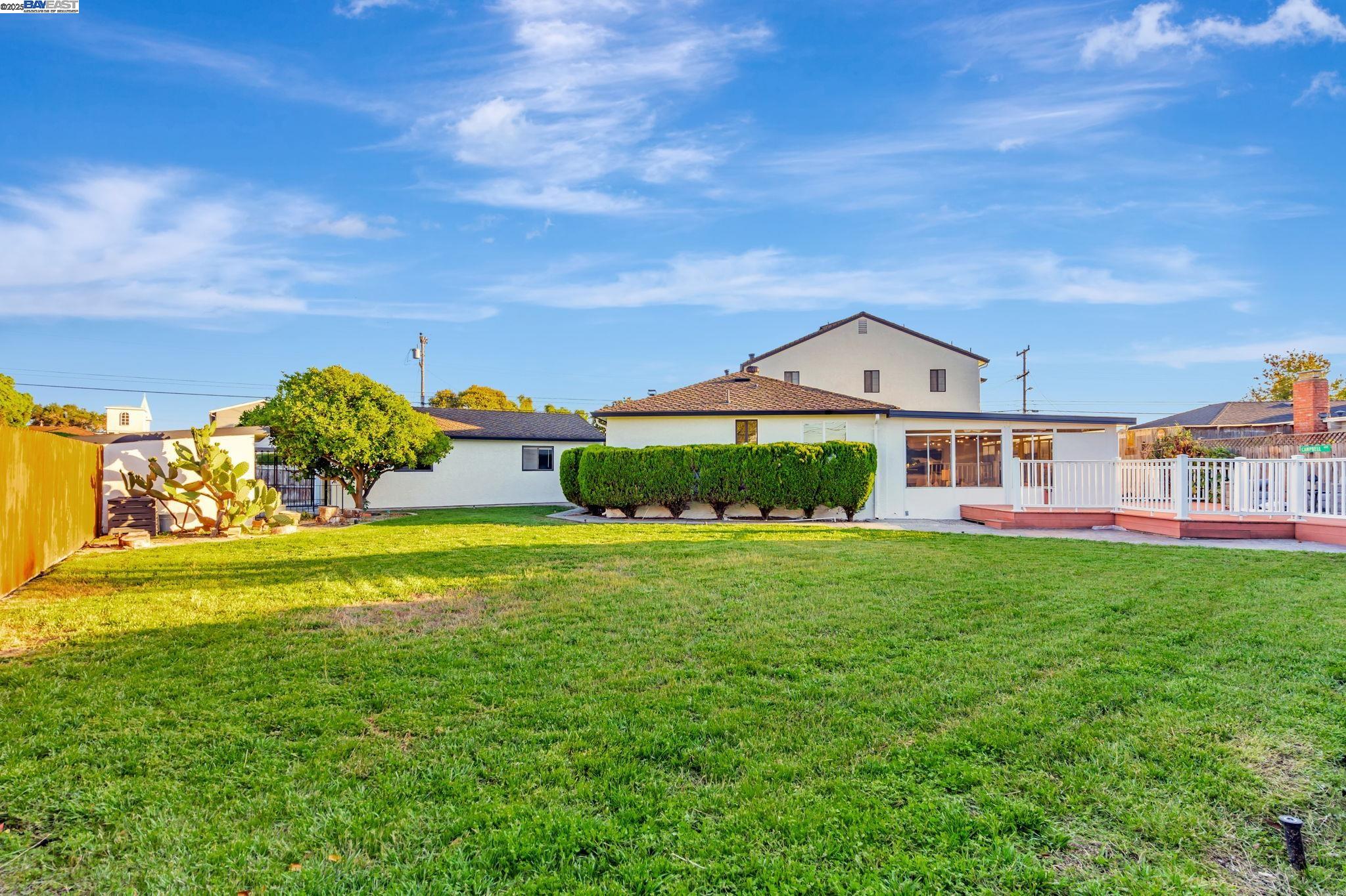 Detail Gallery Image 33 of 34 For 1575 via Lucas, San Lorenzo,  CA 94580 - 4 Beds | 3 Baths