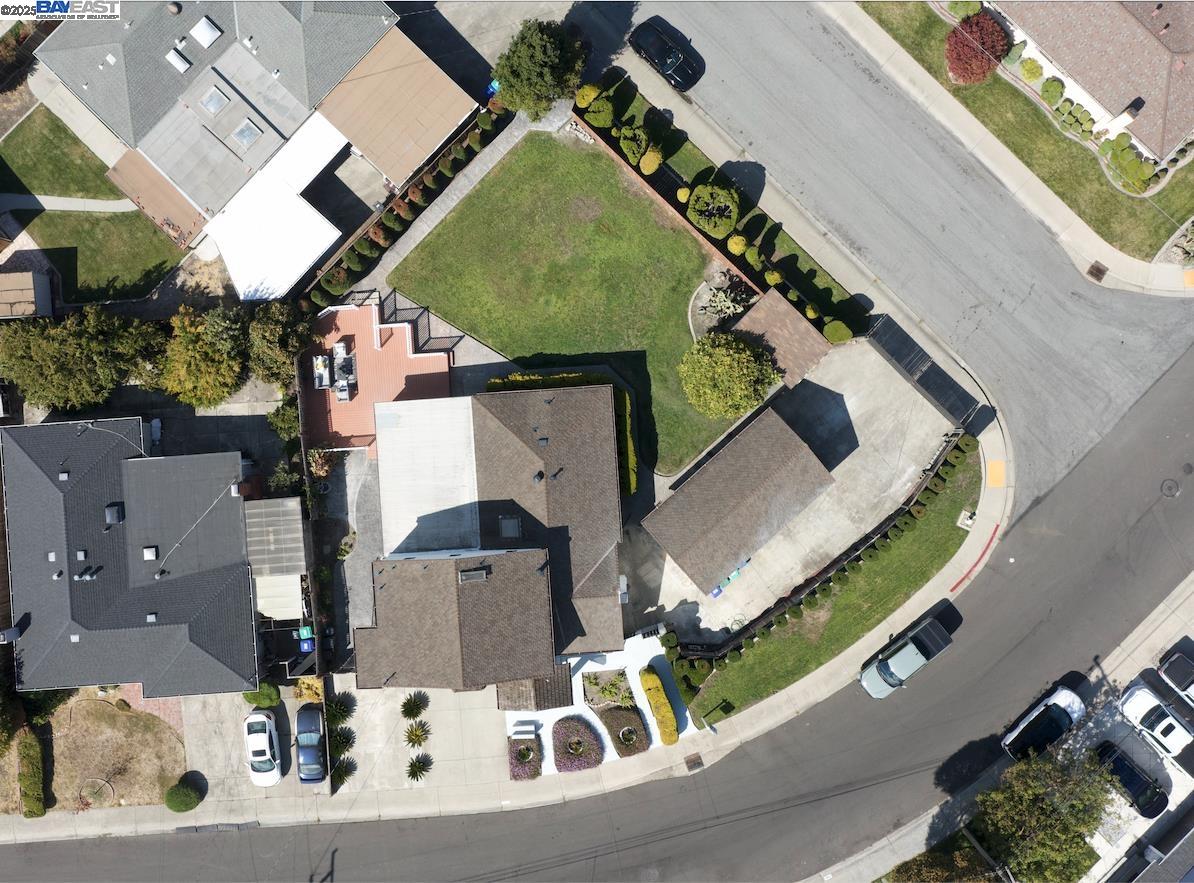 Detail Gallery Image 34 of 34 For 1575 via Lucas, San Lorenzo,  CA 94580 - 4 Beds | 3 Baths