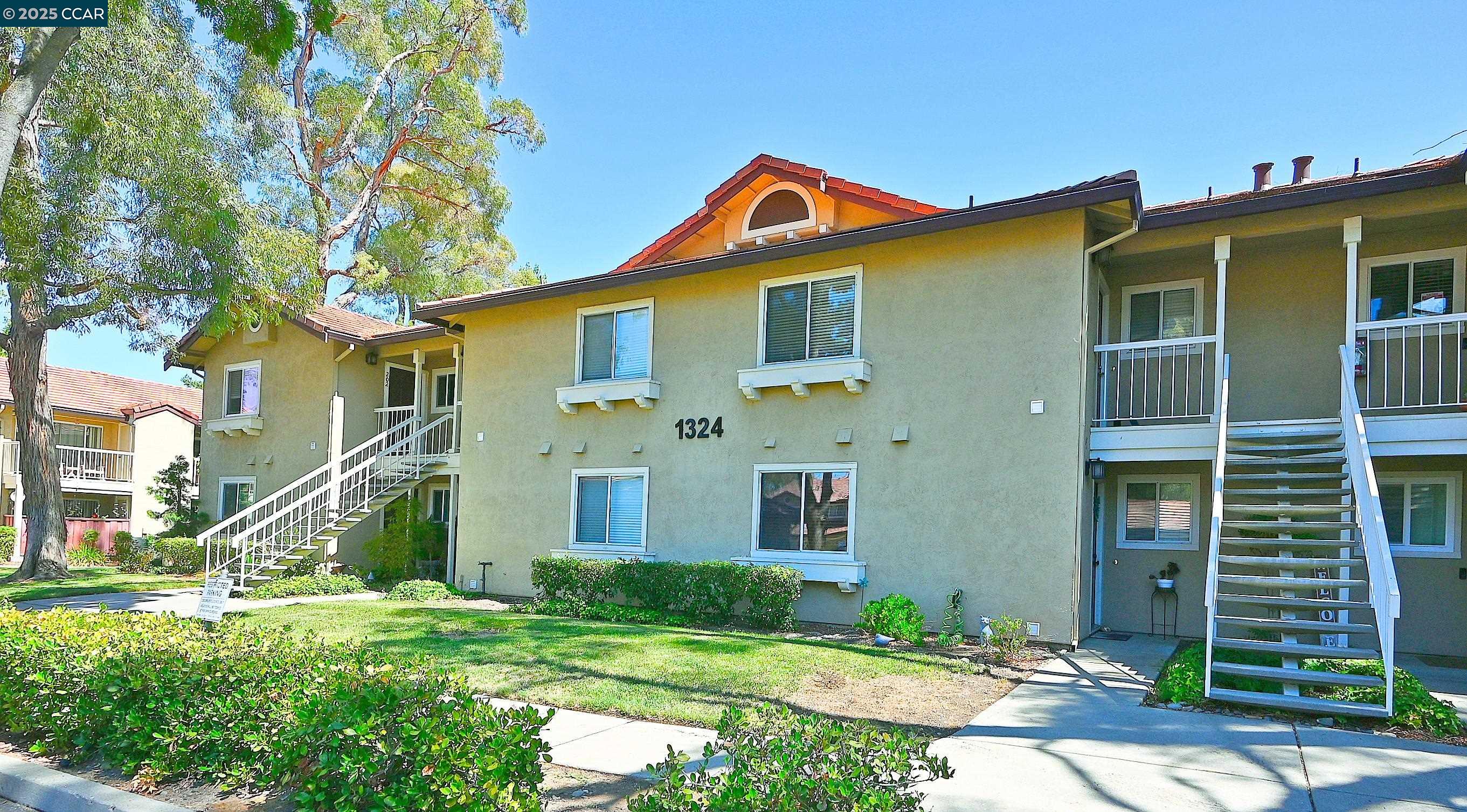 Photo #2: 41110417 Listing 