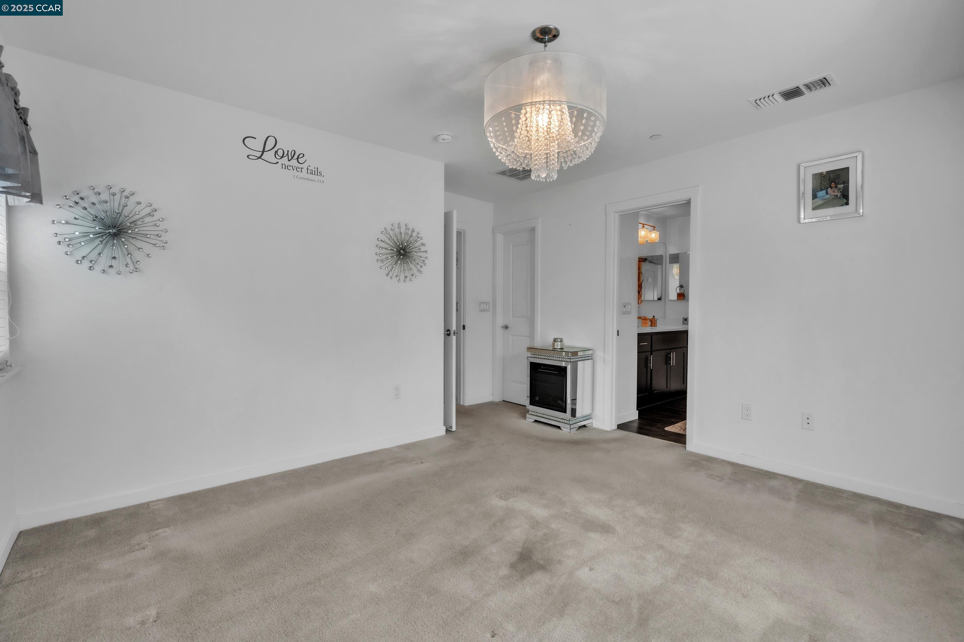 Detail Gallery Image 19 of 31 For 19828 Gabilan View Dr, Salinas,  CA 93906 - 2 Beds | 2/1 Baths