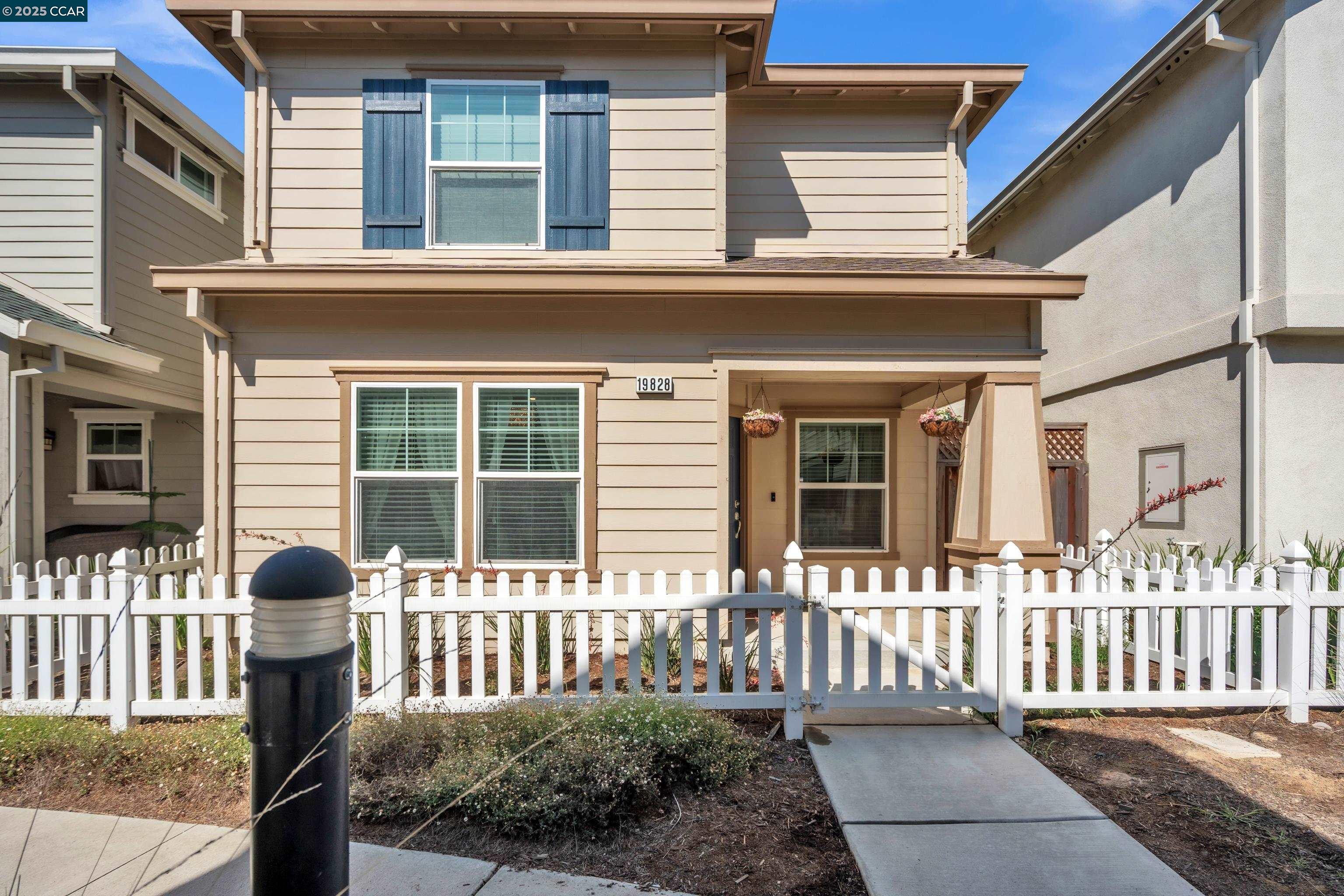 Detail Gallery Image 26 of 31 For 19828 Gabilan View Dr, Salinas,  CA 93906 - 2 Beds | 2/1 Baths