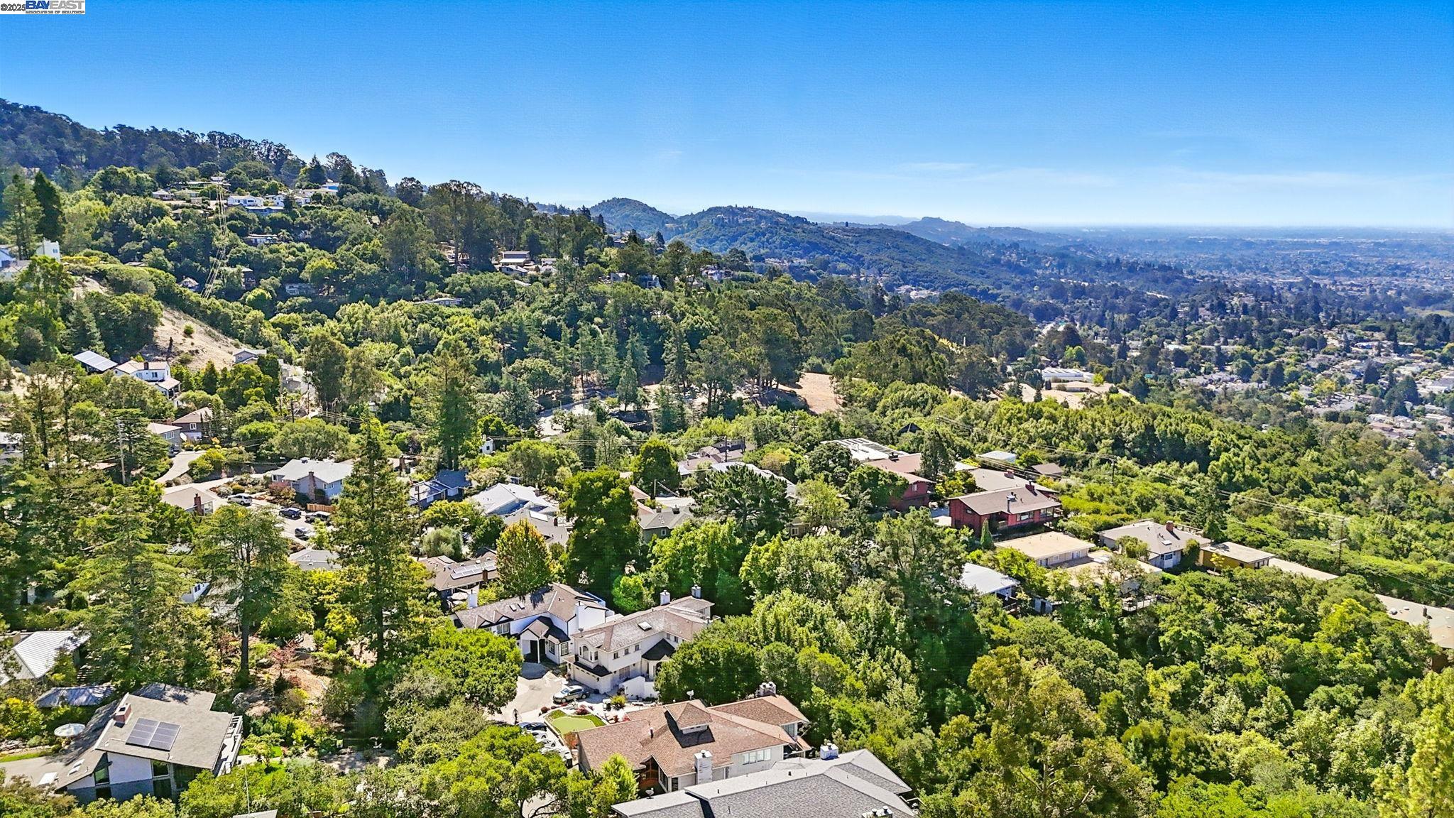 Detail Gallery Image 15 of 16 For 2765 Butters Dr, Oakland,  CA 94608 - – Beds | – Baths