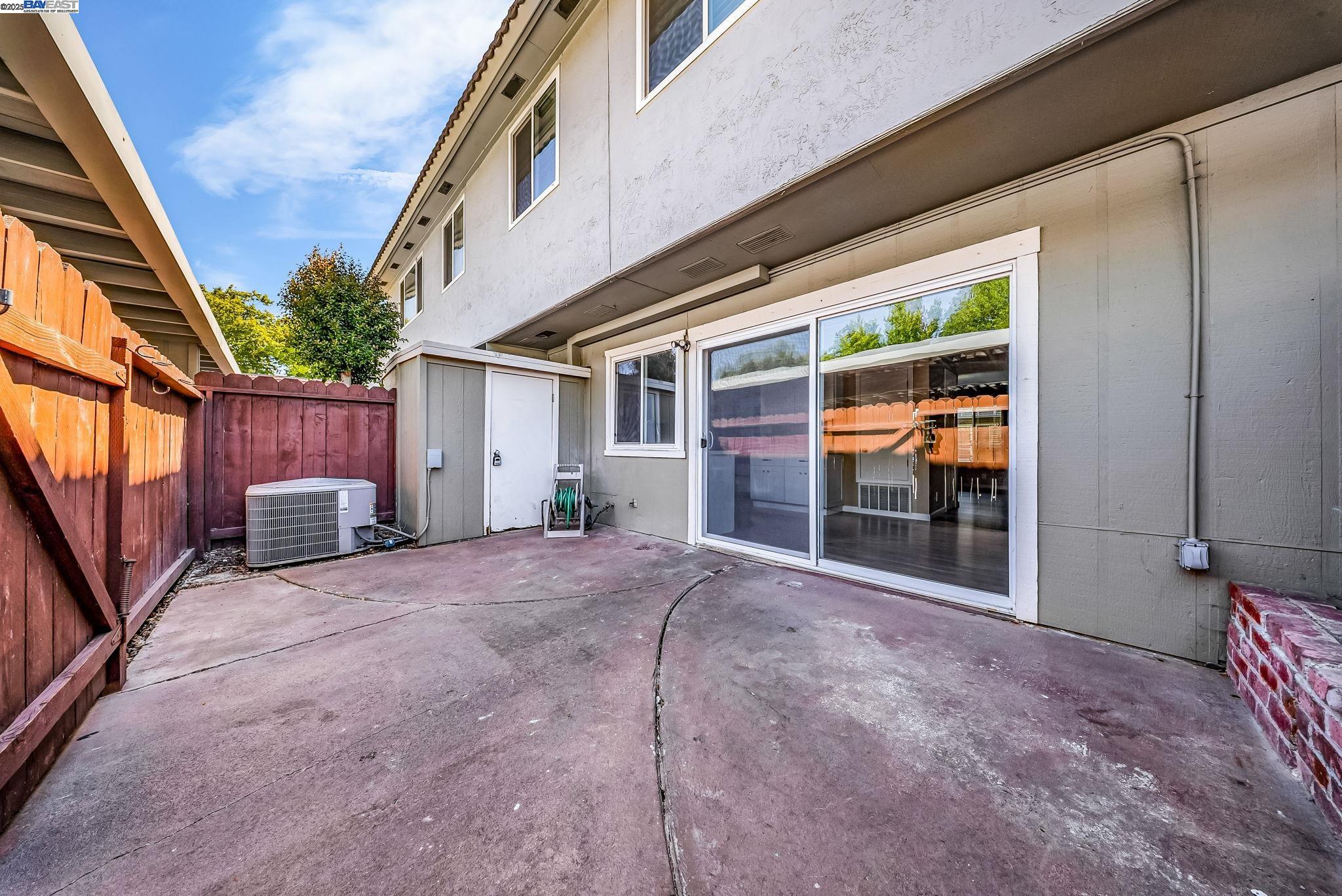 Detail Gallery Image 20 of 24 For 4446 Seminole Way, Pleasanton,  CA 94588 - 4 Beds | 2/1 Baths