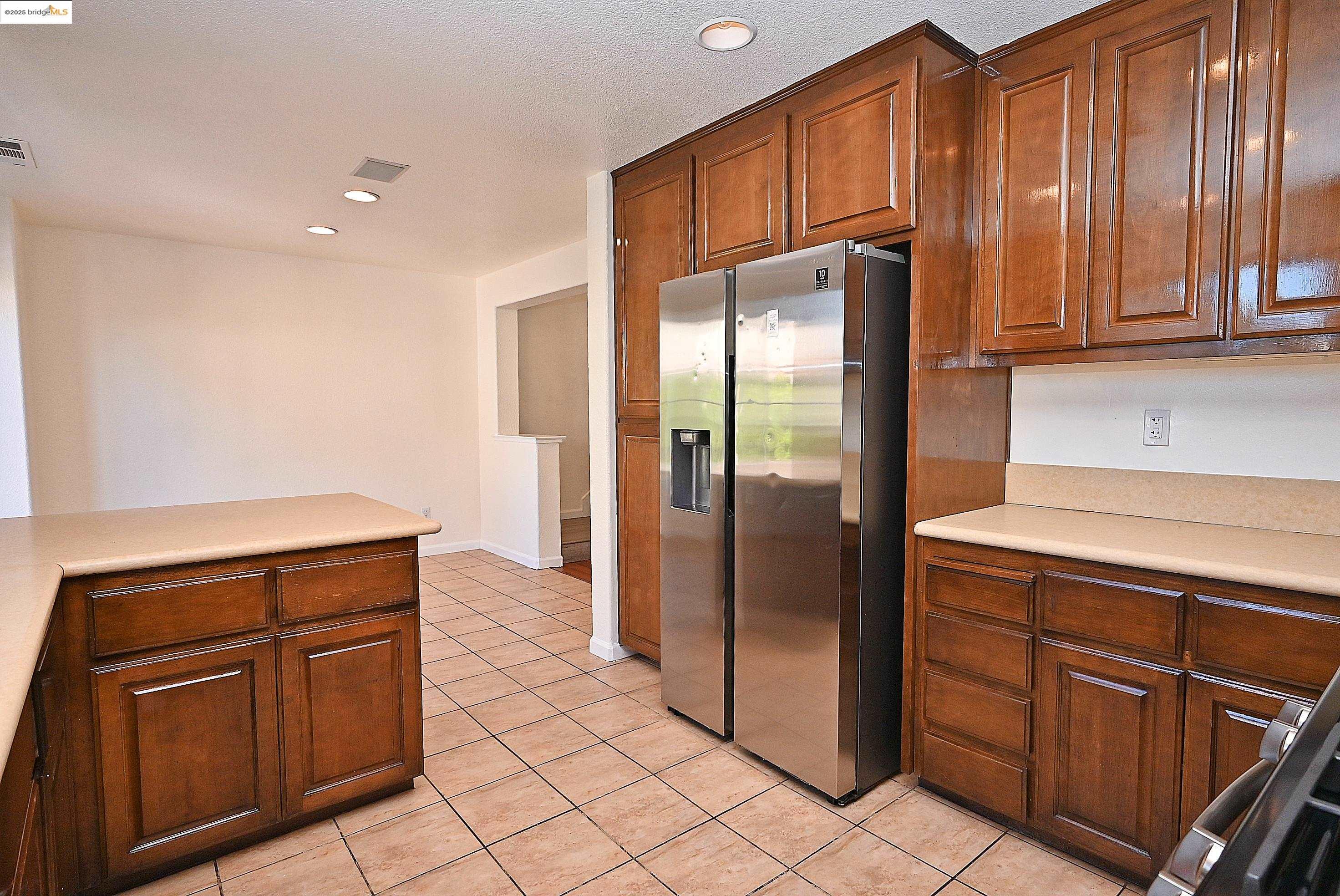 Photo #7: 41110430 Listing: Photo #7