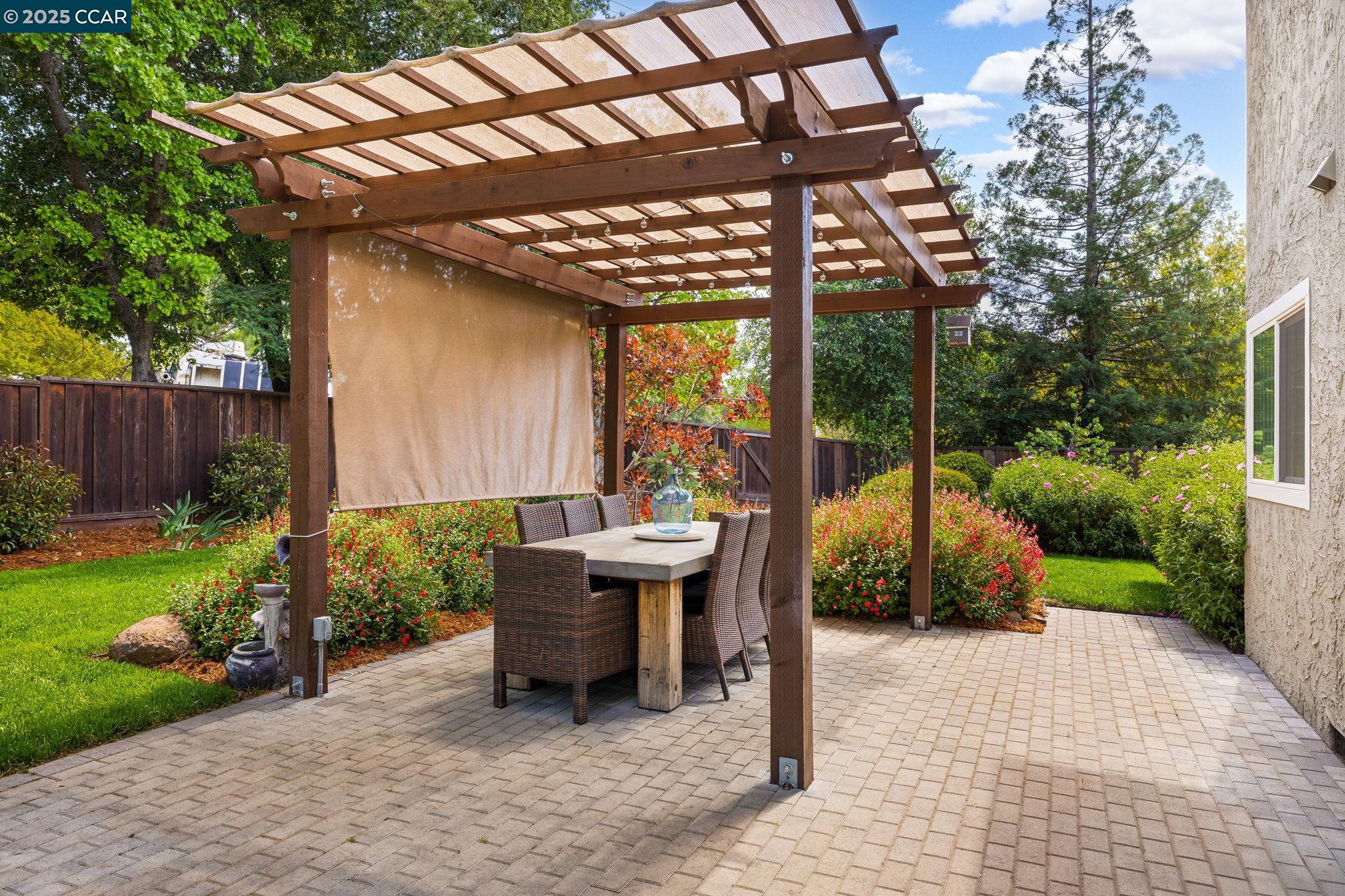 Detail Gallery Image 22 of 28 For 1092 Hillendale Ct, Walnut Creek,  CA 94596 - 4 Beds | 2/1 Baths
