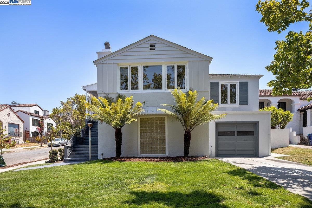Detail Gallery Image 3 of 46 For 351 Elder Ave., Millbrae,  CA 94030 - 3 Beds | 3 Baths