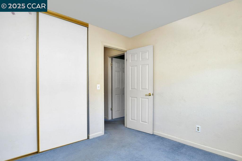 Detail Gallery Image 17 of 33 For 4449 Valle Vista, Pittsburg,  CA 94565 - 4 Beds | 2/1 Baths